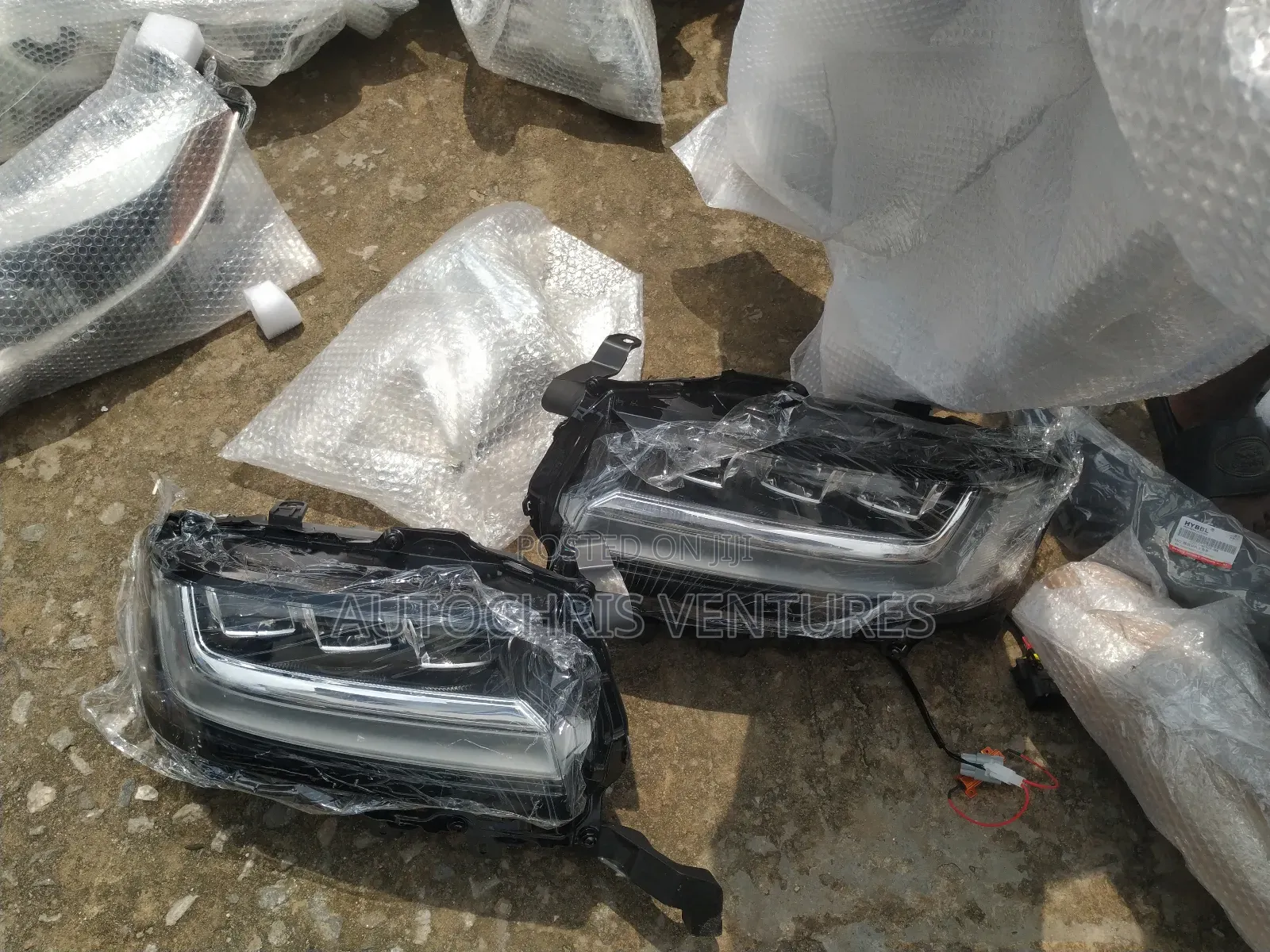 Headlamp Toyota Landcruiser
