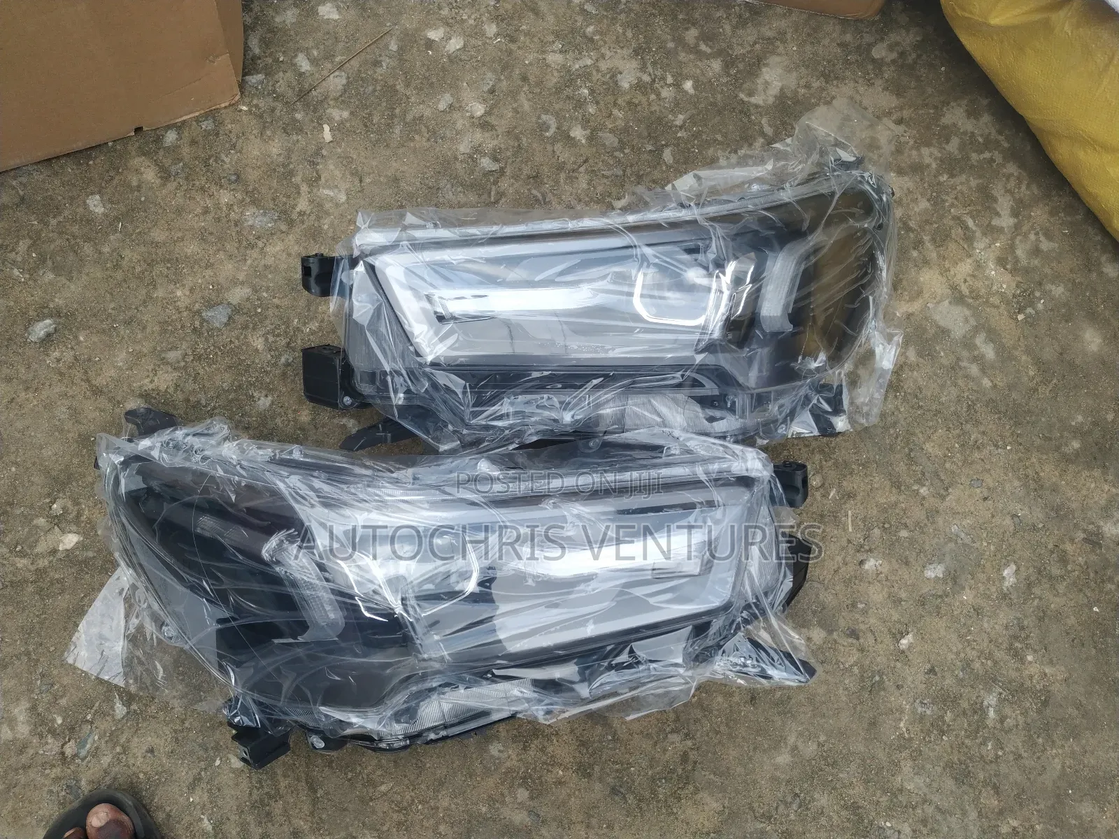 Headlamp Toyota Hilux 2021