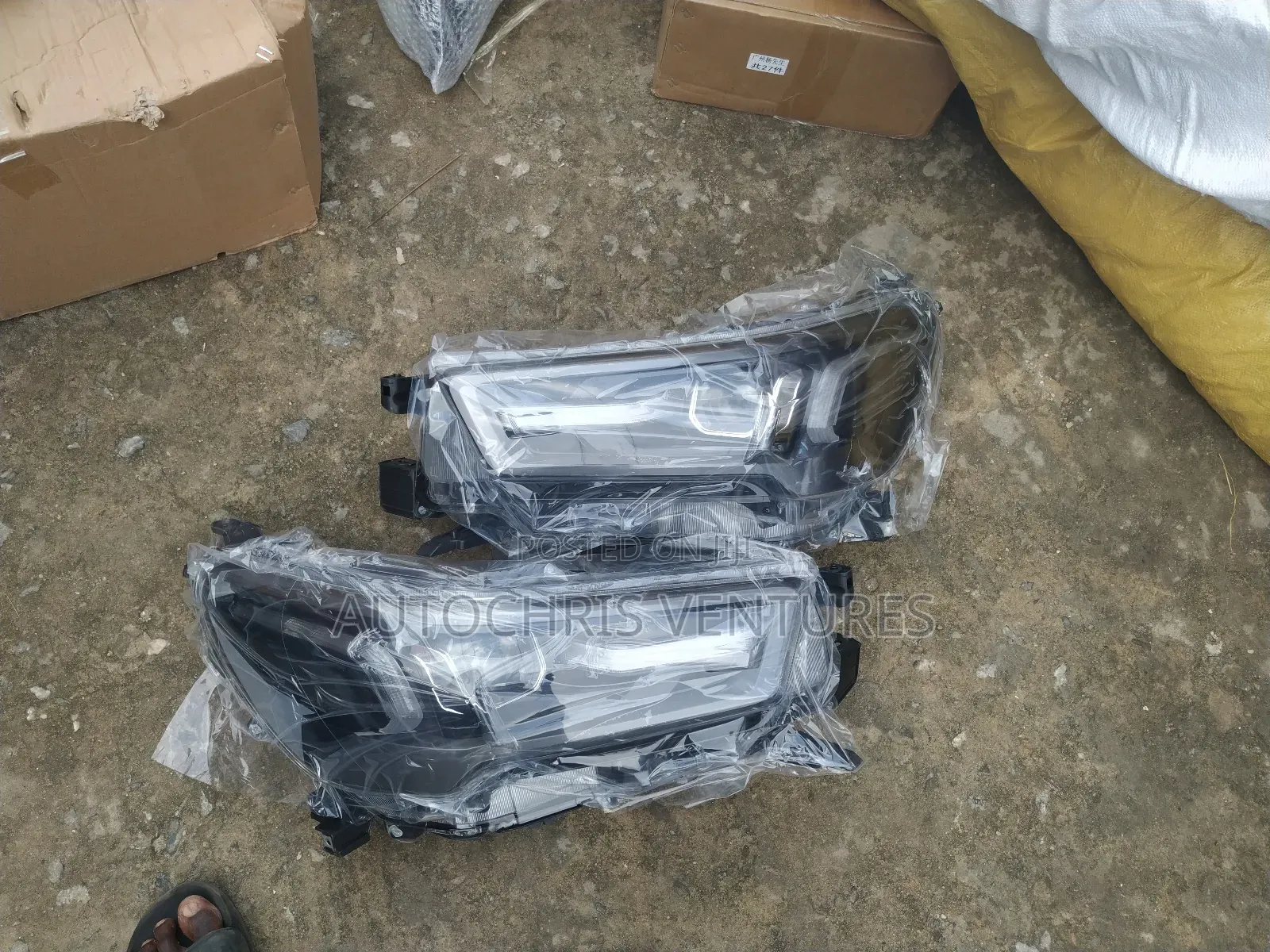 Headlamp Toyota Hilux 2021