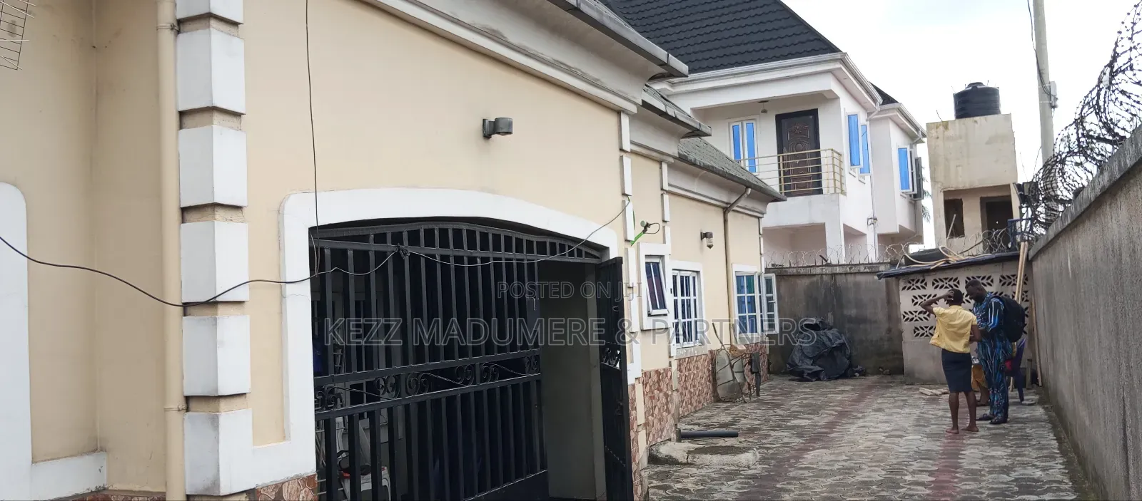5bdrm Bungalow in Elelenwo , Port for sale
