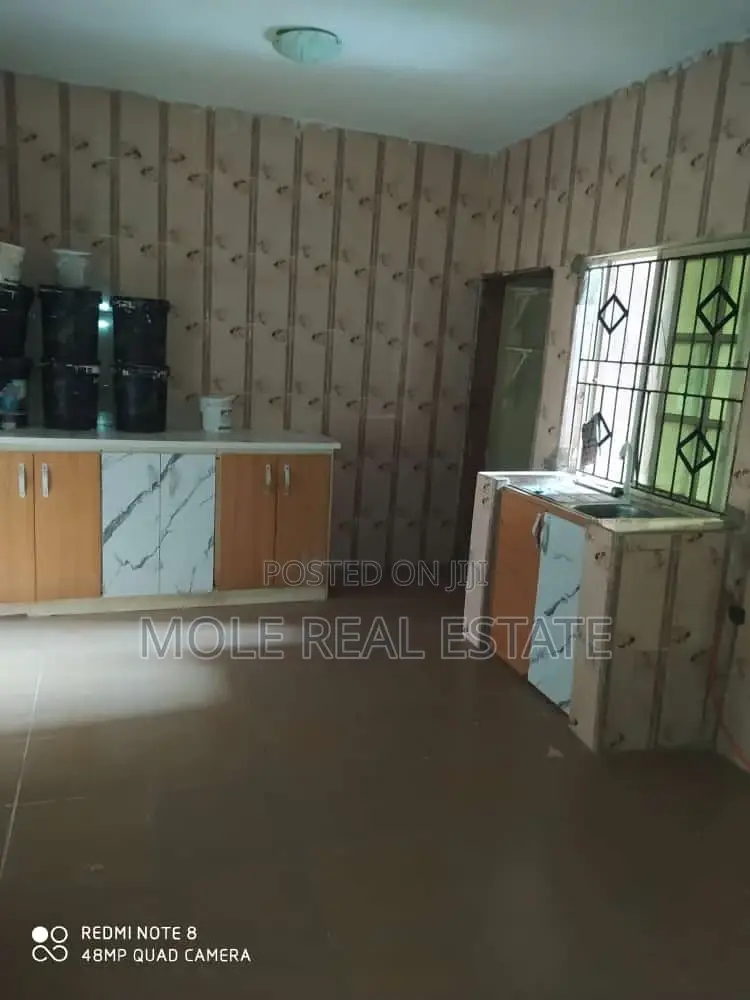 Functional Hotel 10 Rooms Liasu Rd Ikotun Egbe