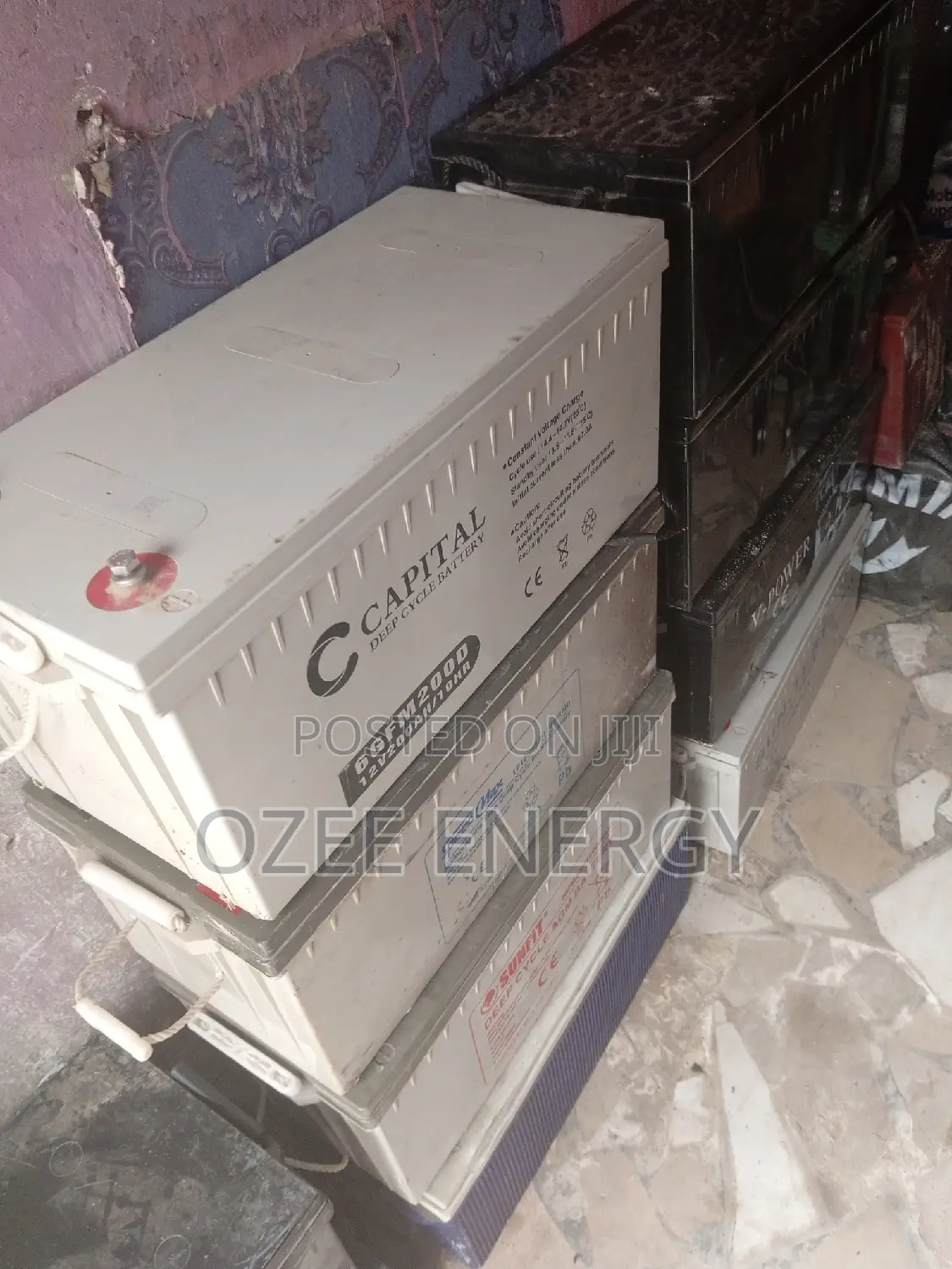 We're Buyers of Dead Inverter/Solar Battery in Lagos