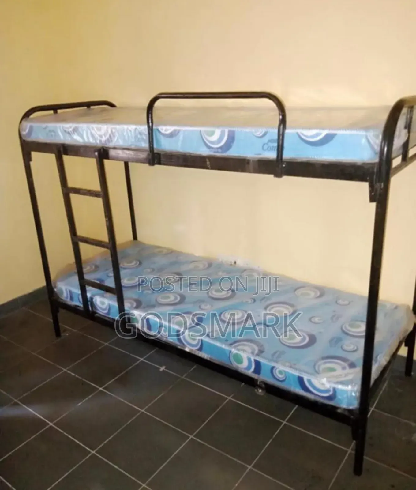 Metal Bunk Bed for Small Bedroom 6*2 and Half.