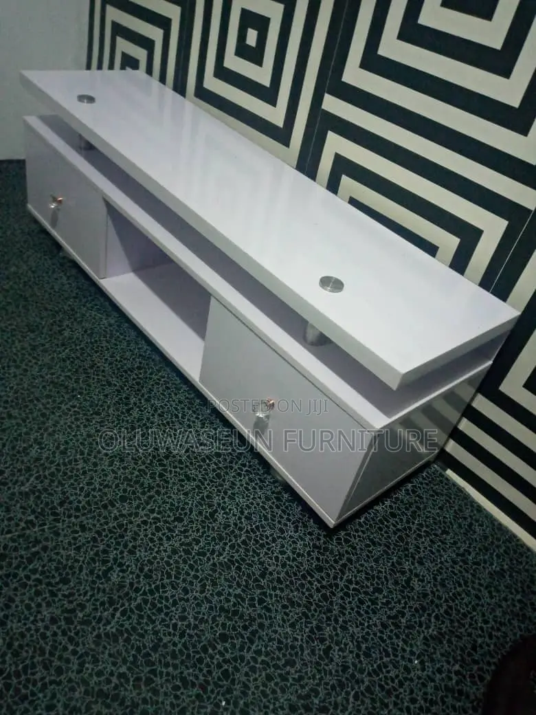 White TV Shelf With 2drawer
