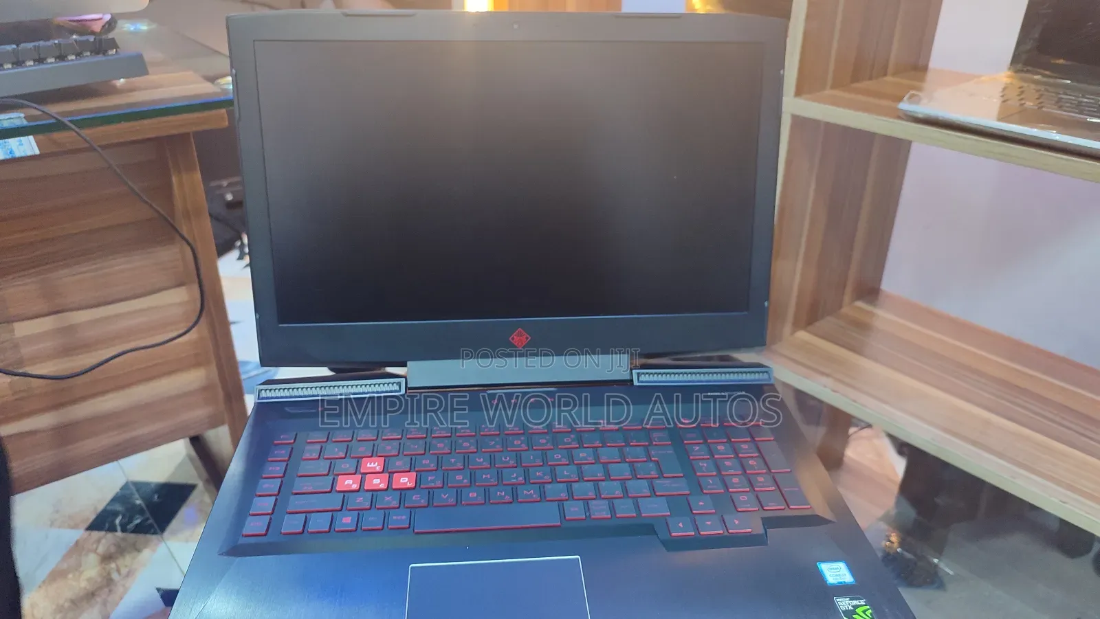 Laptop HP Omen 17-An188nr 16GB Intel Core I7 SSD 512GB