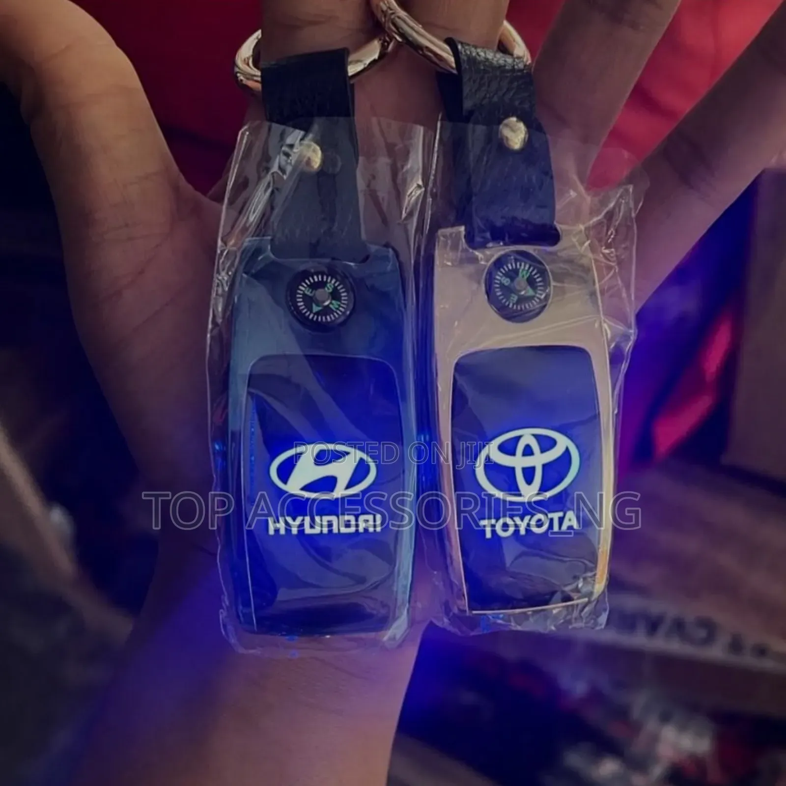 Led Keyholder With Automatic Cigarette Lighter