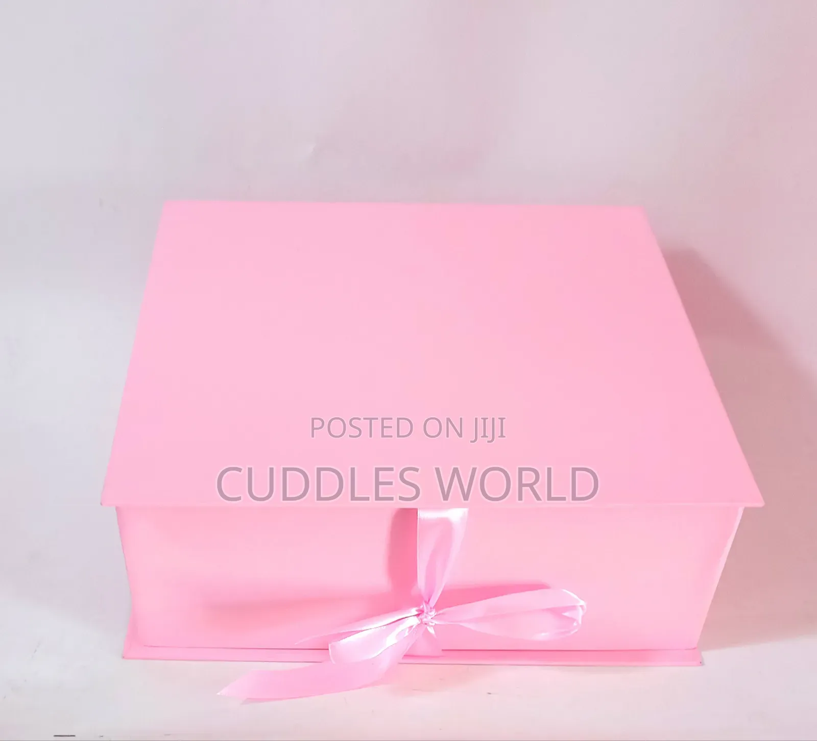 Colourful Flip Boxes for Gift Packaging