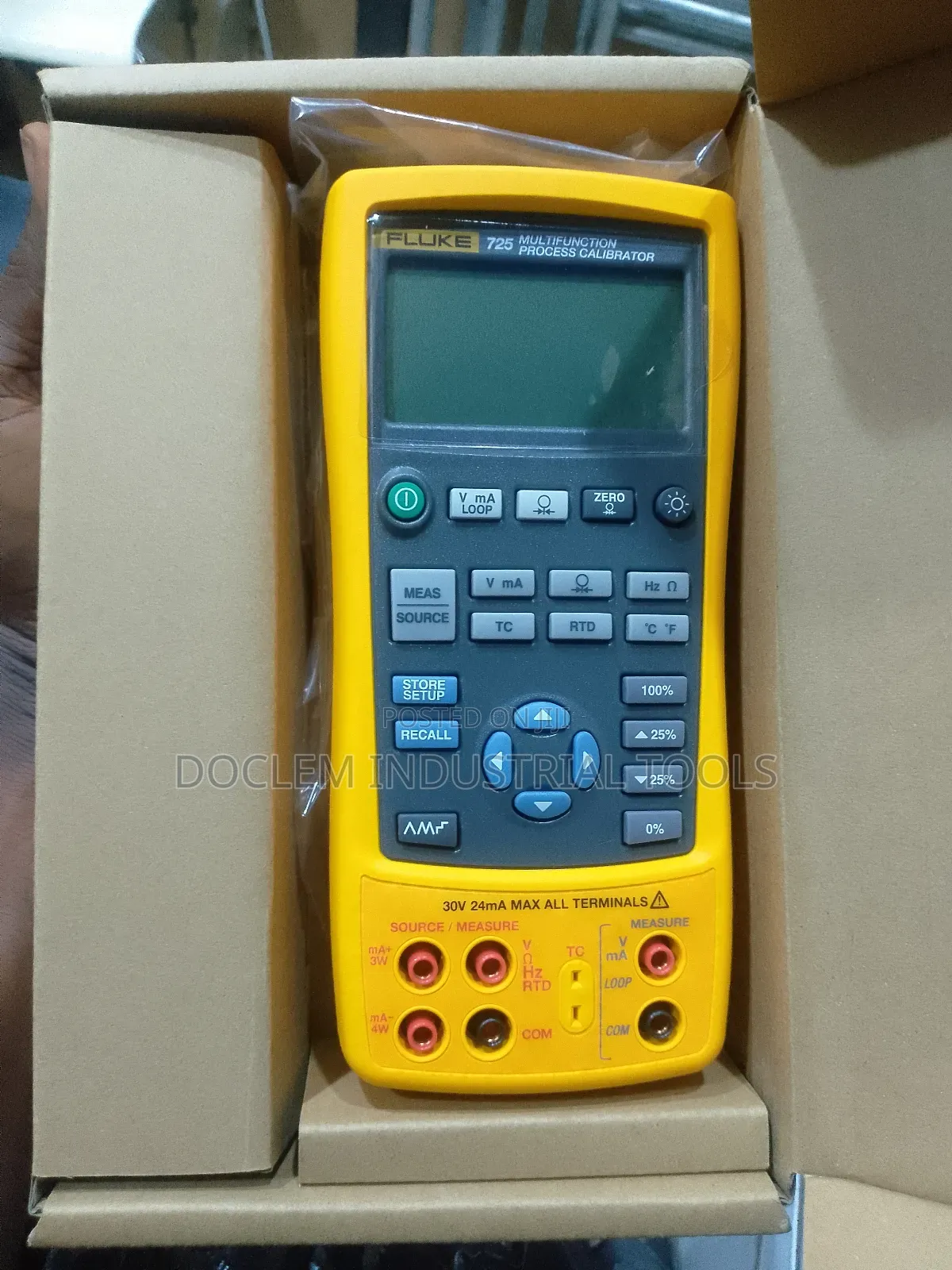 Fluke 725 Digital Calibration Tester