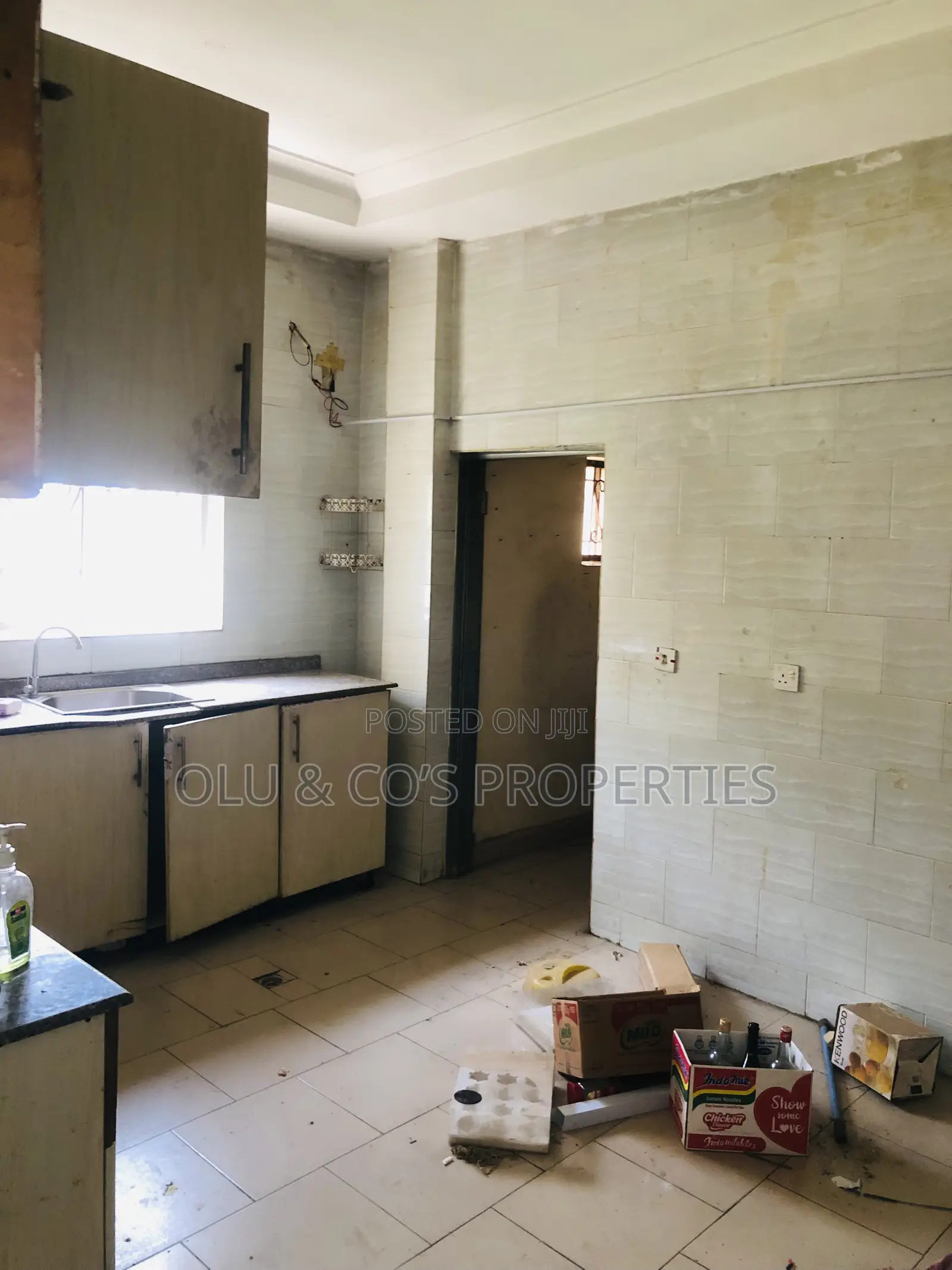 2bdrm Block of Flats in Behind Vio, Mabushi for rent