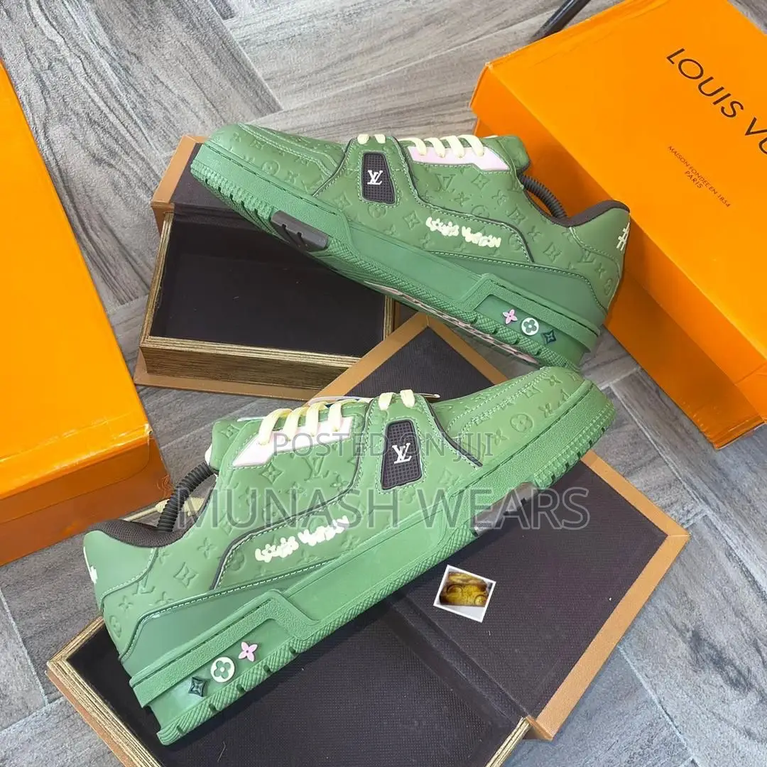 Louis Vuitton Skatbod Sneakers