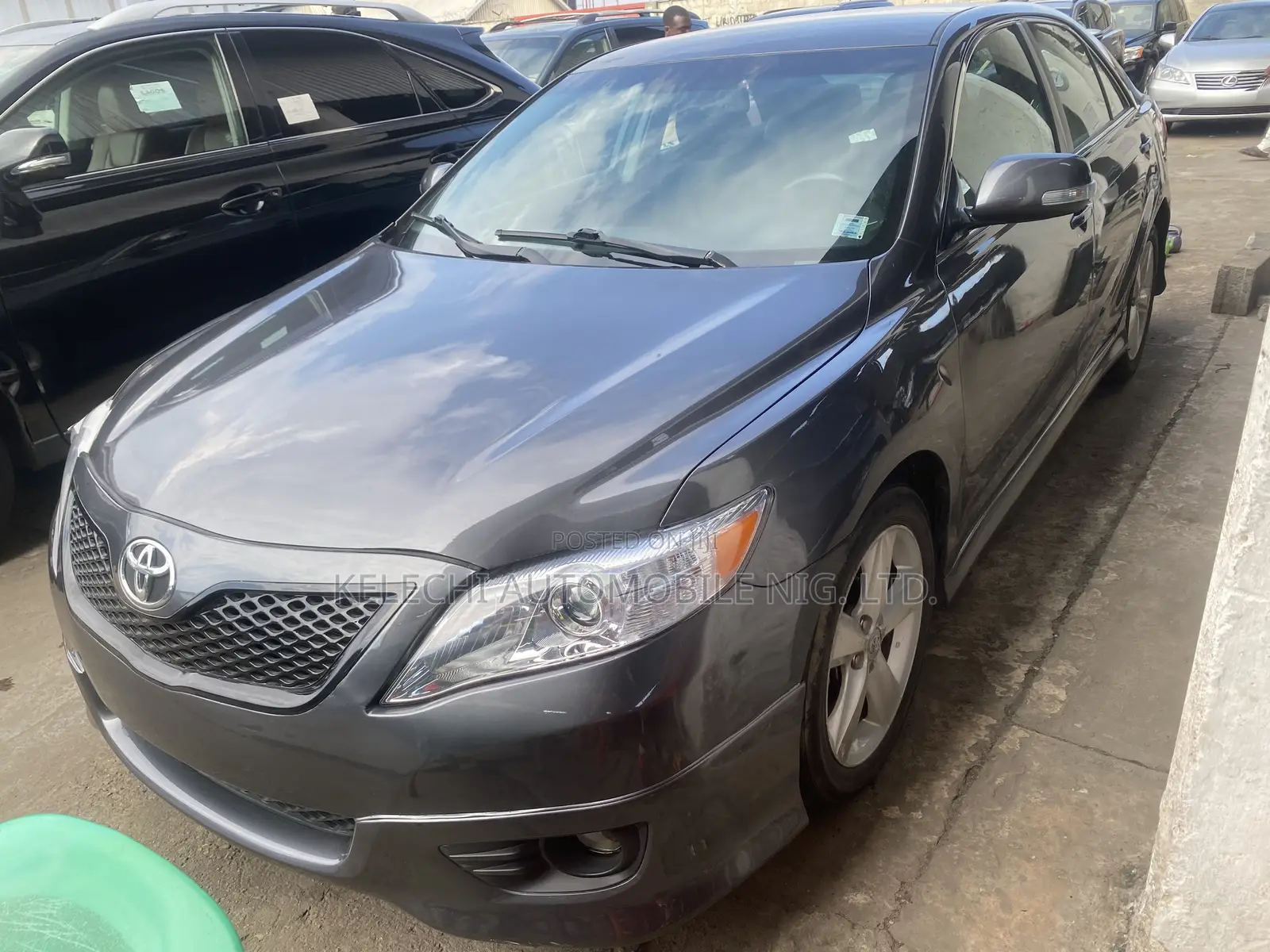 Toyota Camry 2010 Gray