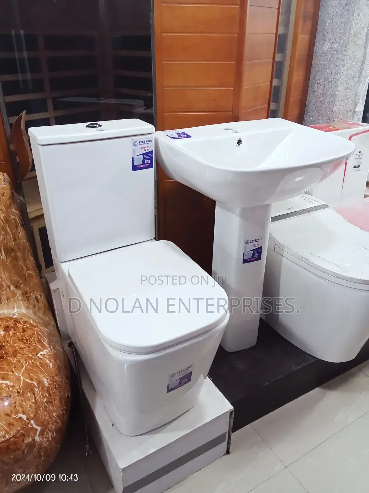Master Two Piece Water Closet