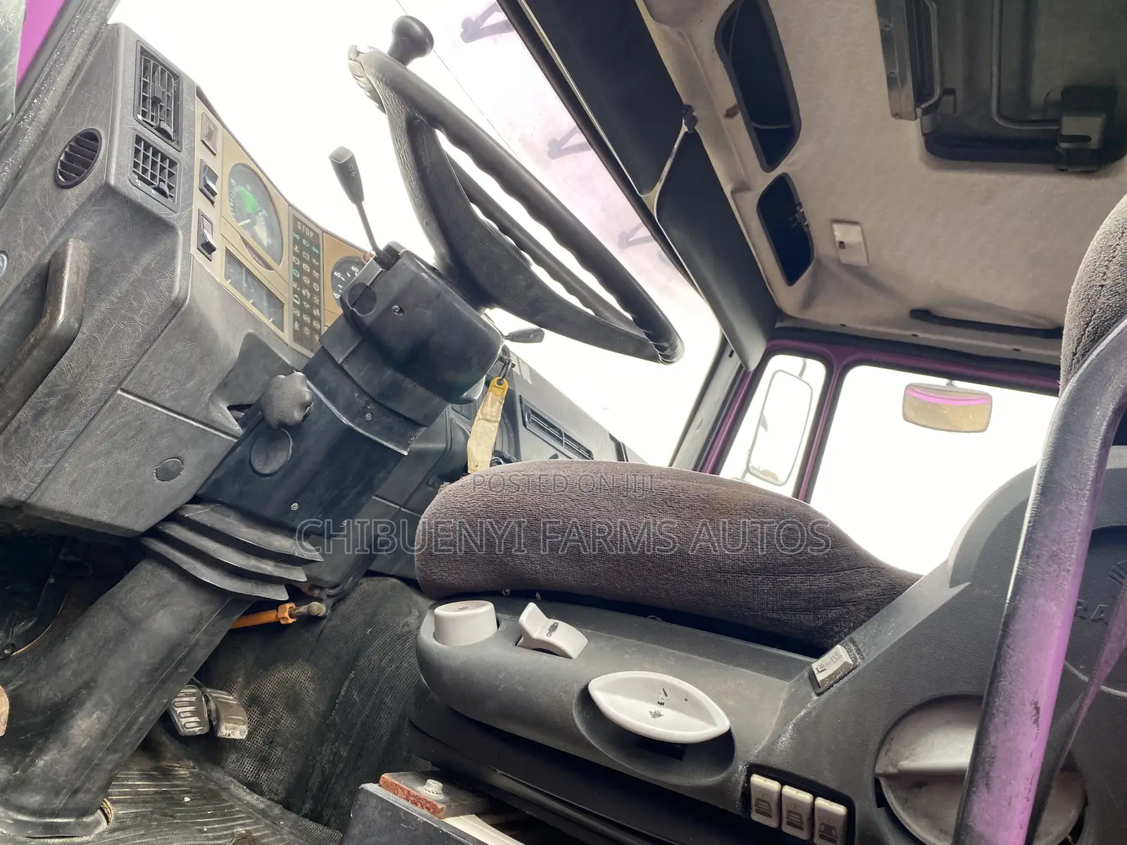 MAN DIESEL Tractor Head (10 Tyres)