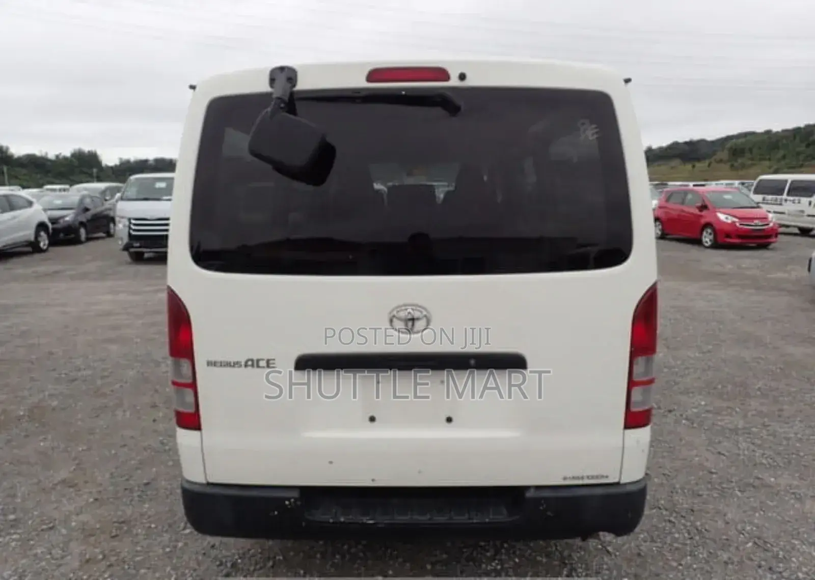 Toyota HiAce 2008 White