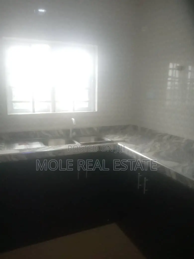 4bdrm Duplex in Ikota Gra for sale