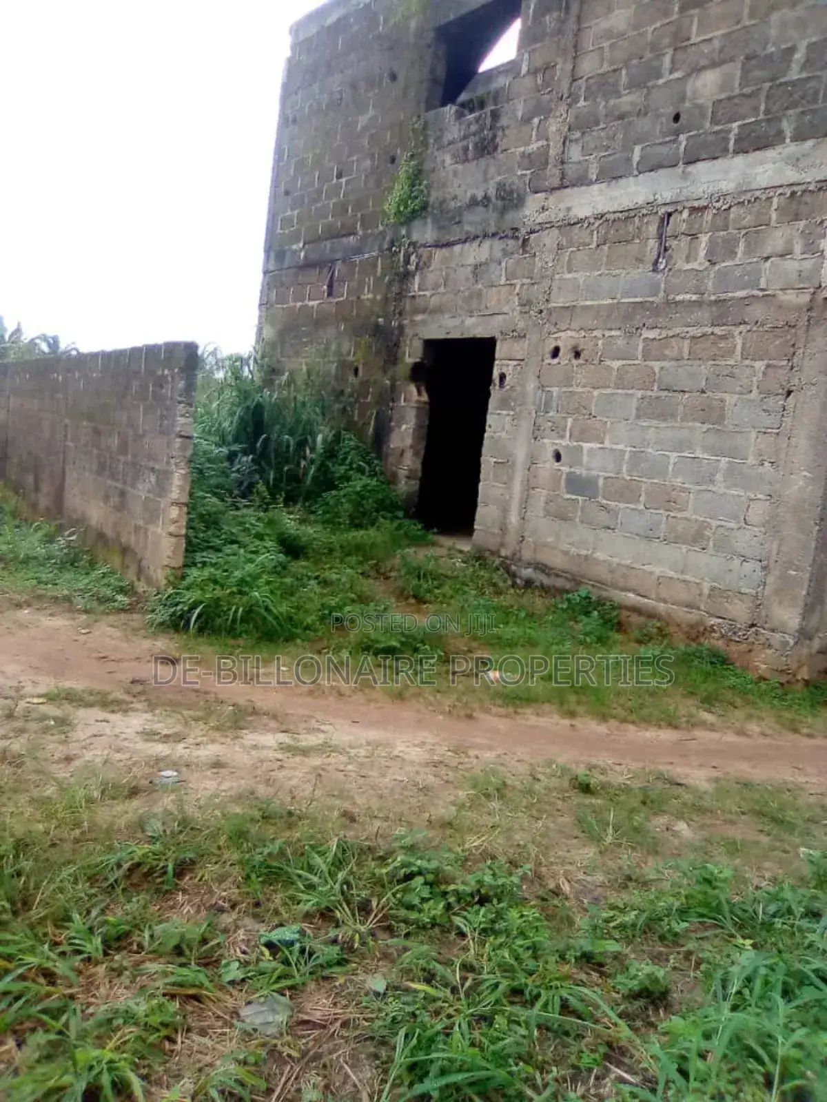 Uncompleted 2storey Building Hotel At Orlu Rd Egbeada
