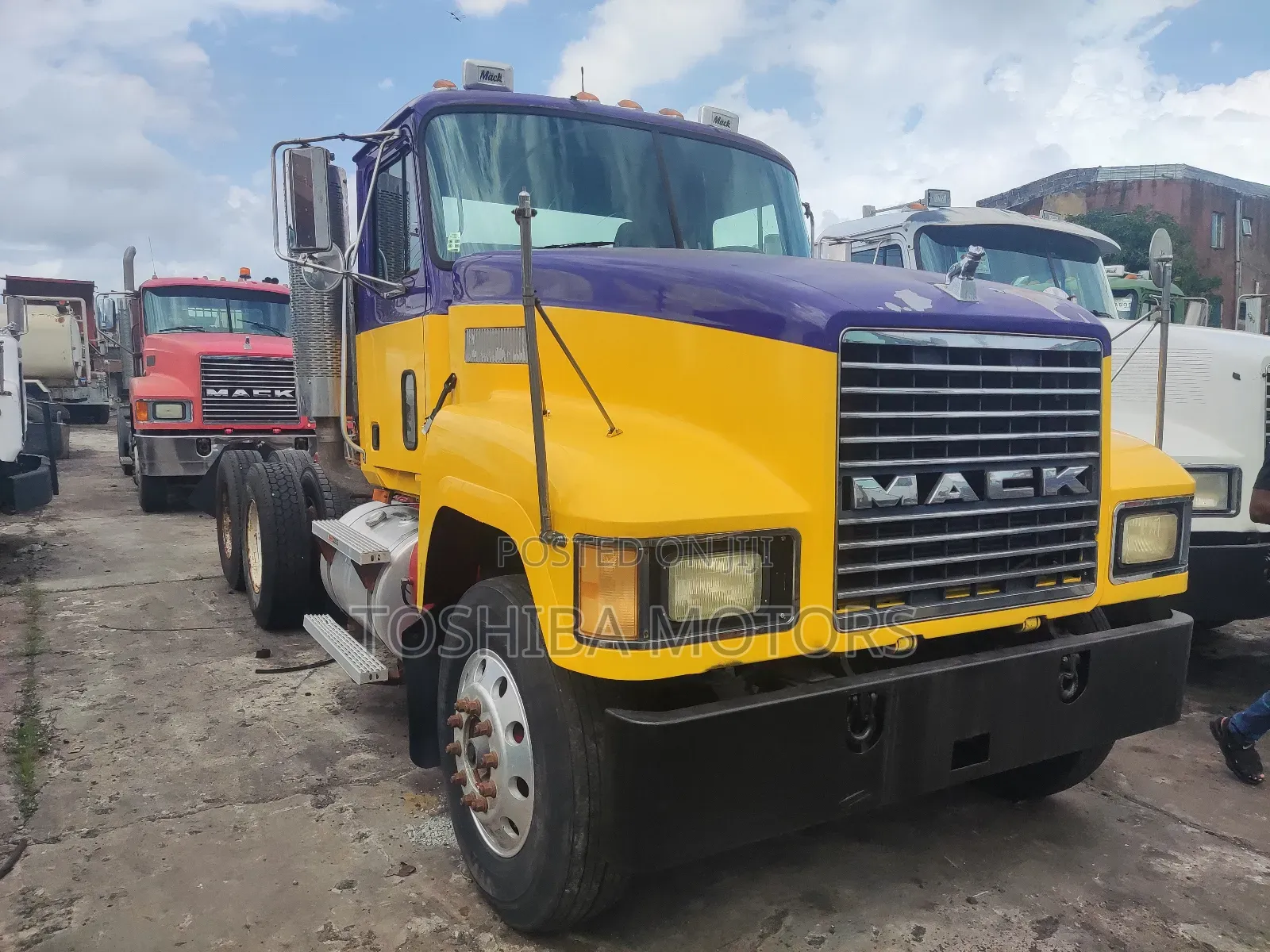 Mack Truck Head
