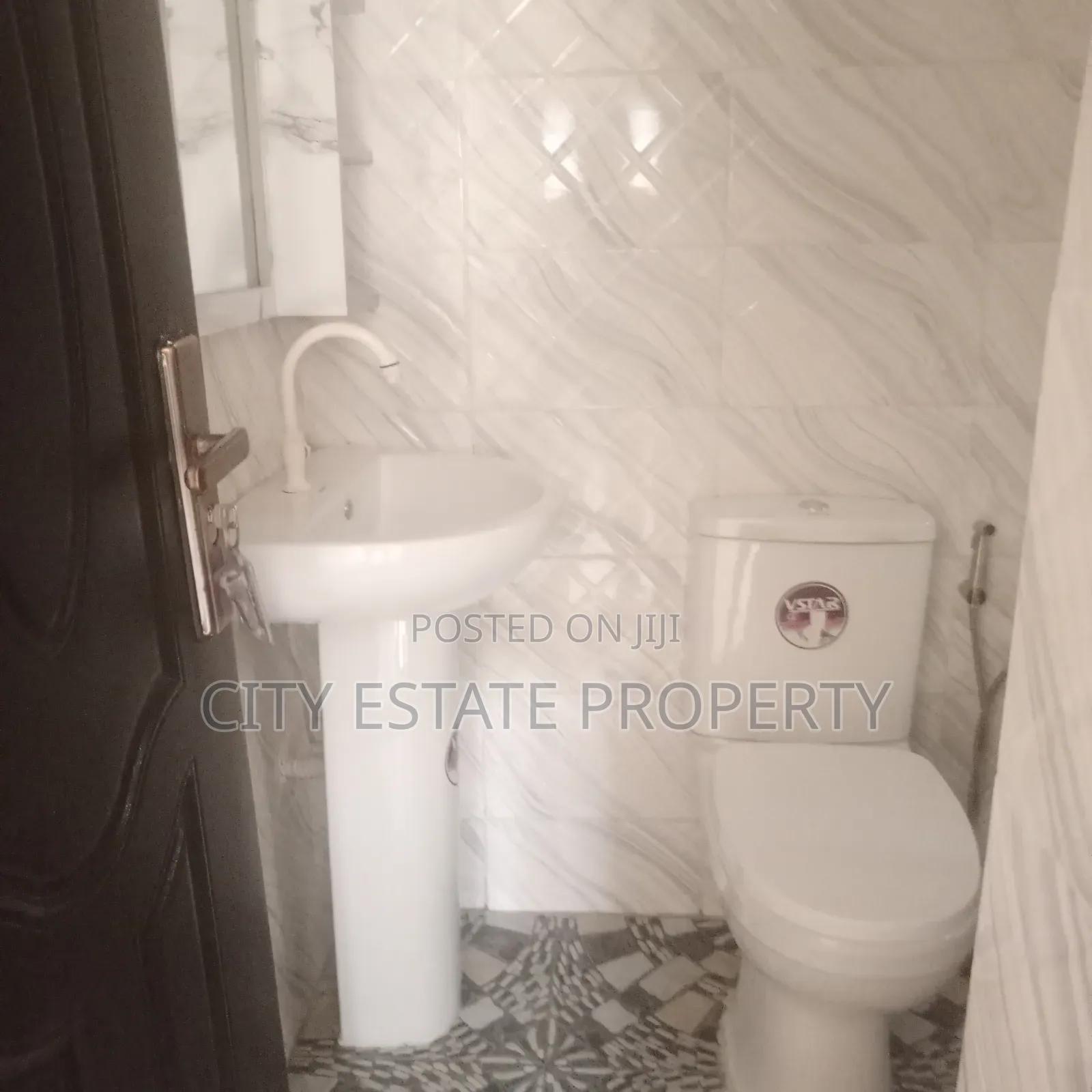 Furnished 2bdrm Block of Flats in Freedom Estate, Port-Harcourt