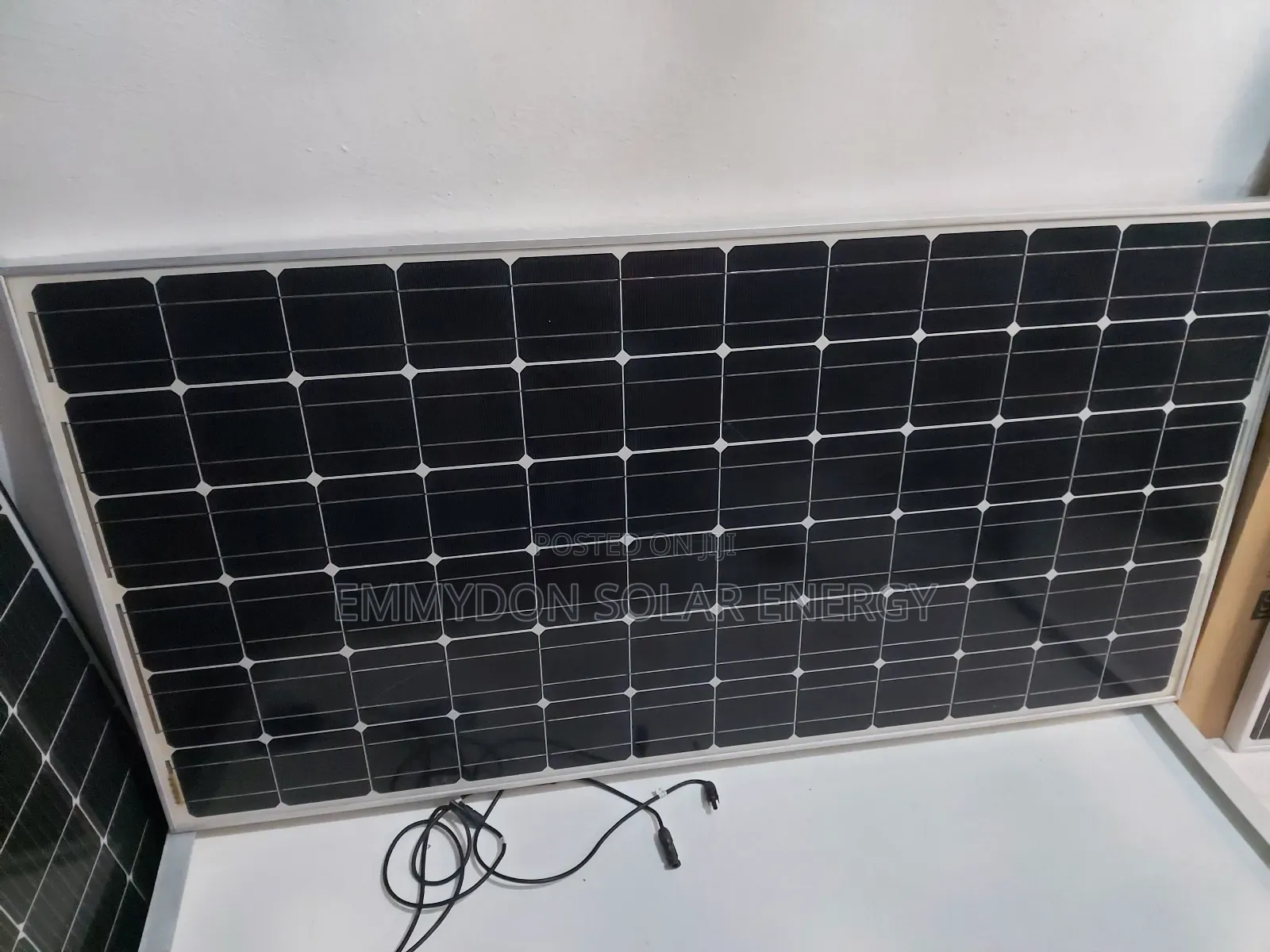 Original Canadian 300watt Solar Panel 72 Cells