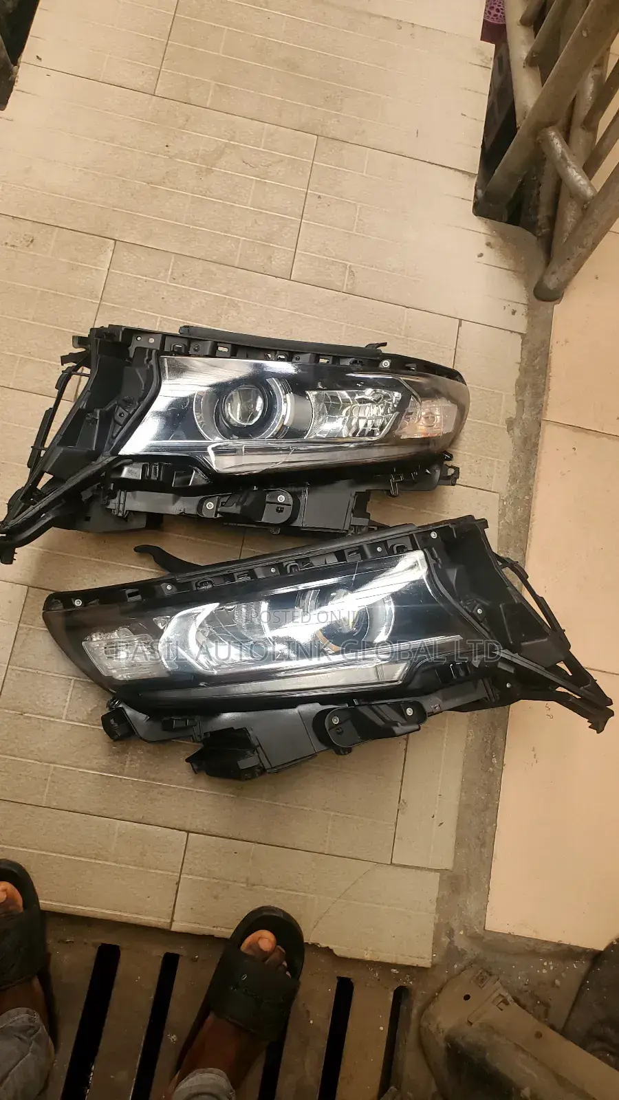 Headlights Toyota Land Cruiser Prado 2019