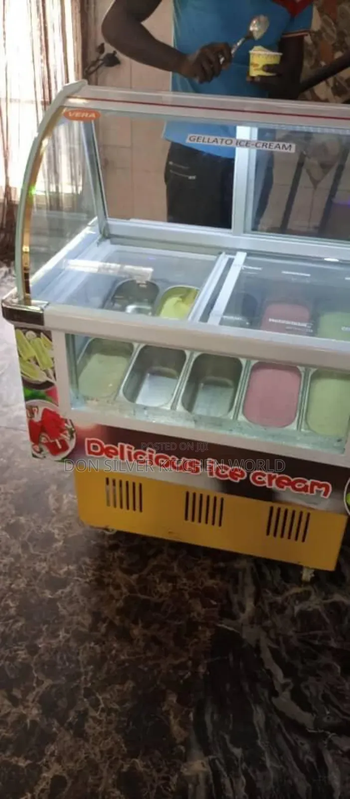 10 Trays Ice Cream Display Chiller