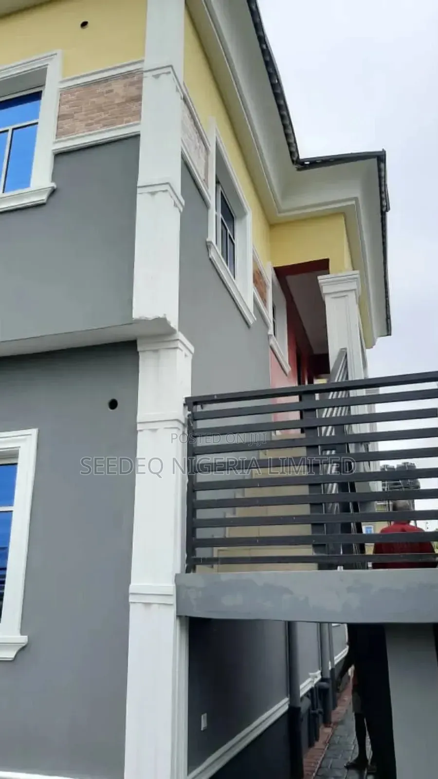 Furnished 8bdrm Block of Flats in Community, Igbogbo for sale