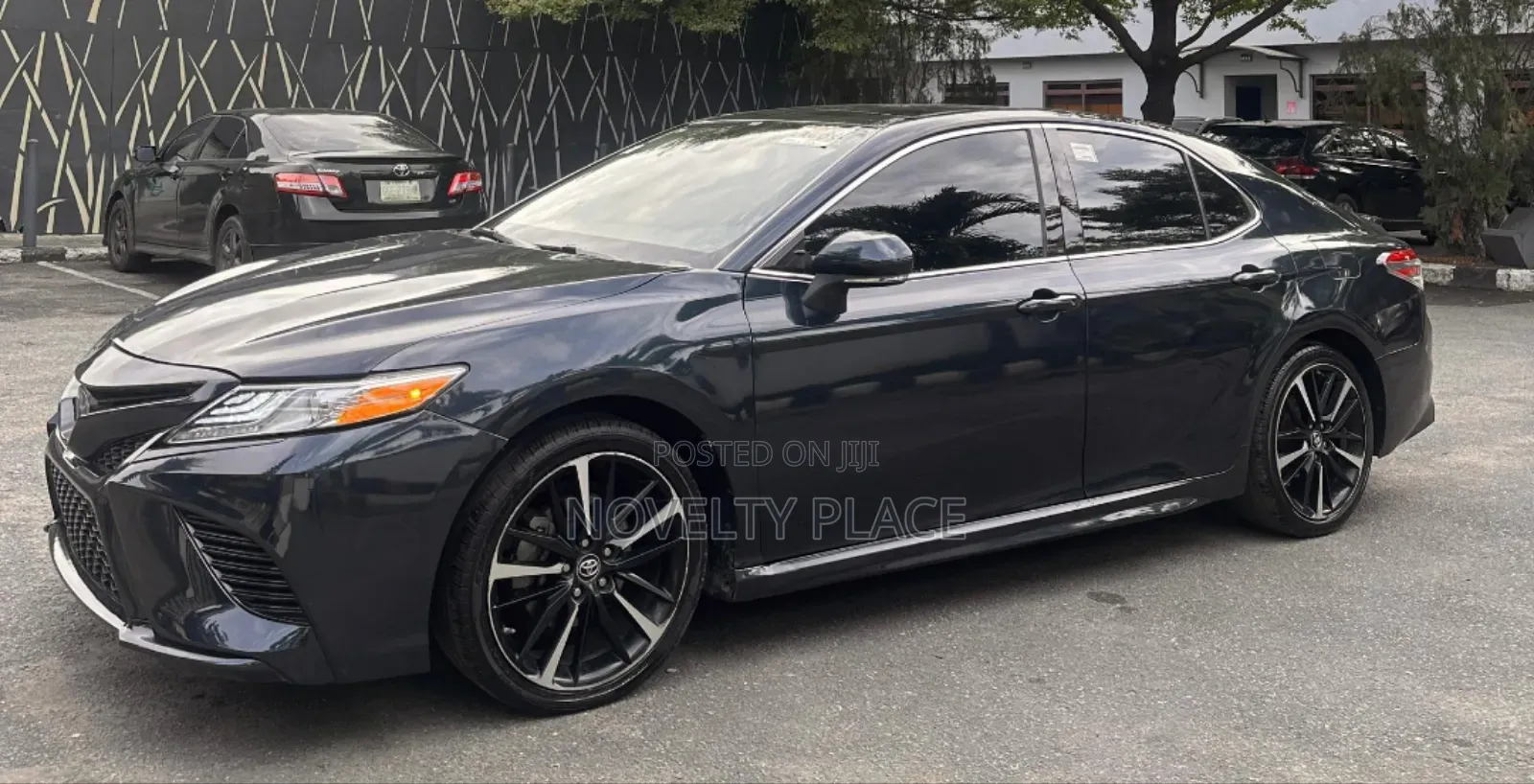Toyota Camry XSE FWD (2.5L 4cyl 8AM) 2018 Blue