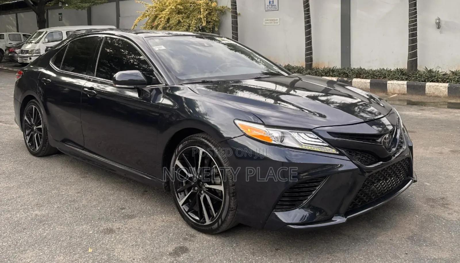 Toyota Camry XSE FWD (2.5L 4cyl 8AM) 2018 Blue