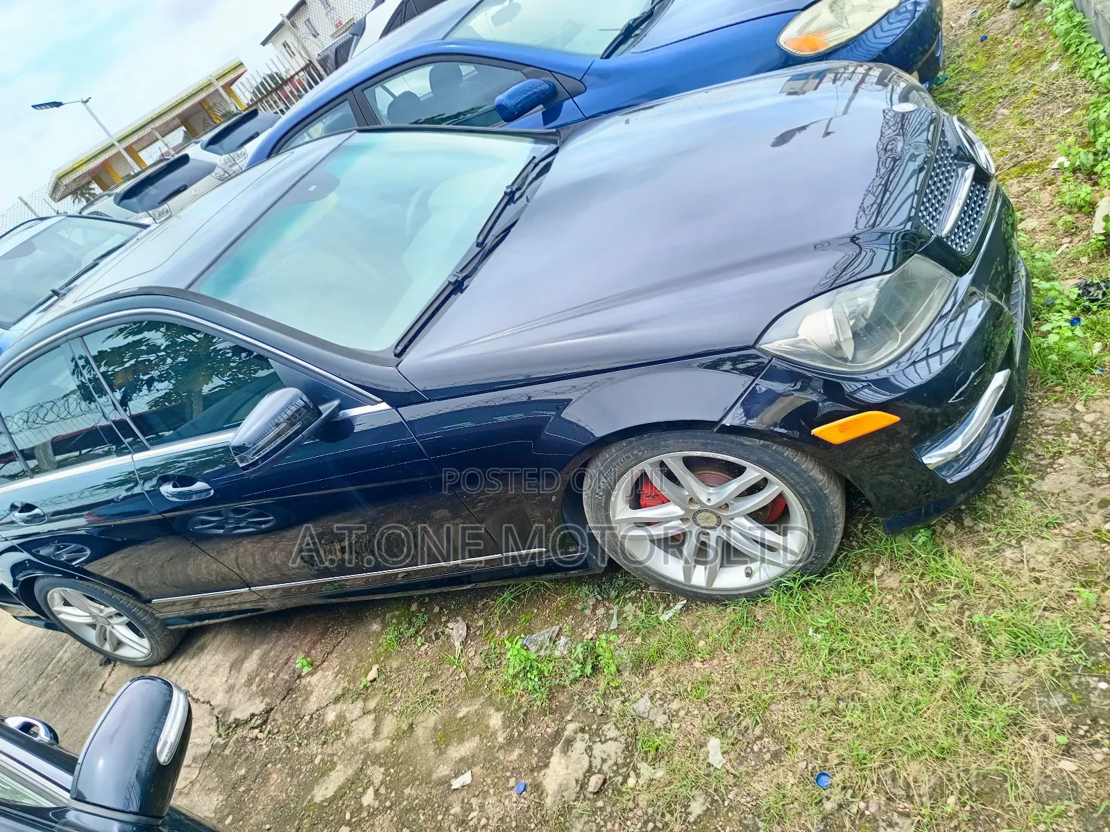 Mercedes-Benz C300 2012 Black