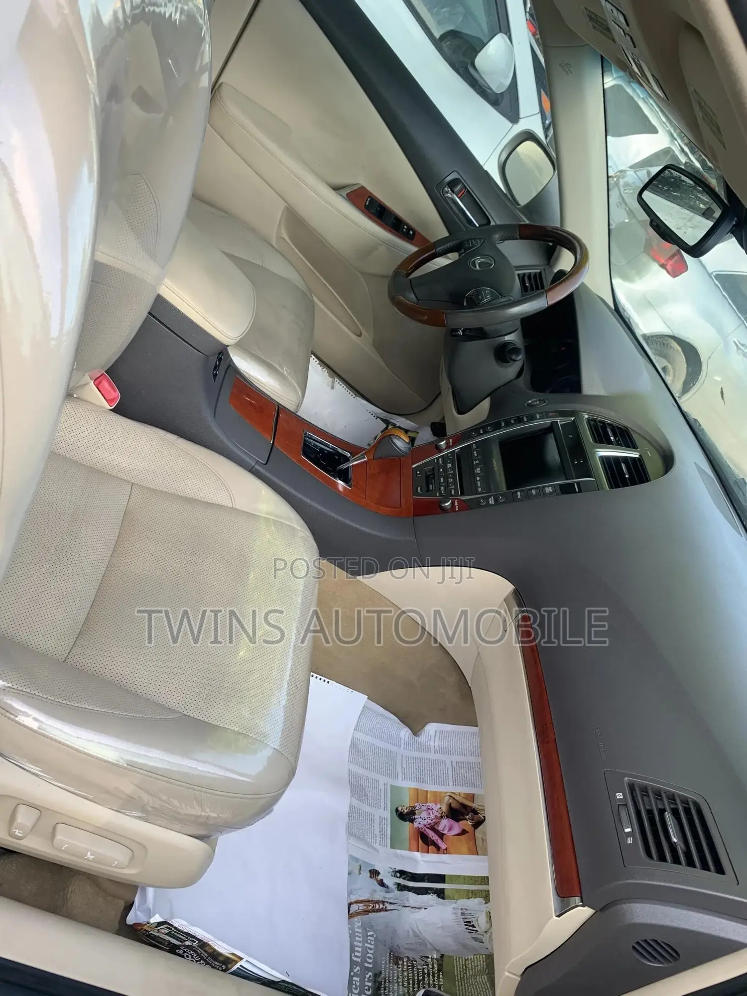 Lexus ES 350 2012 Gold