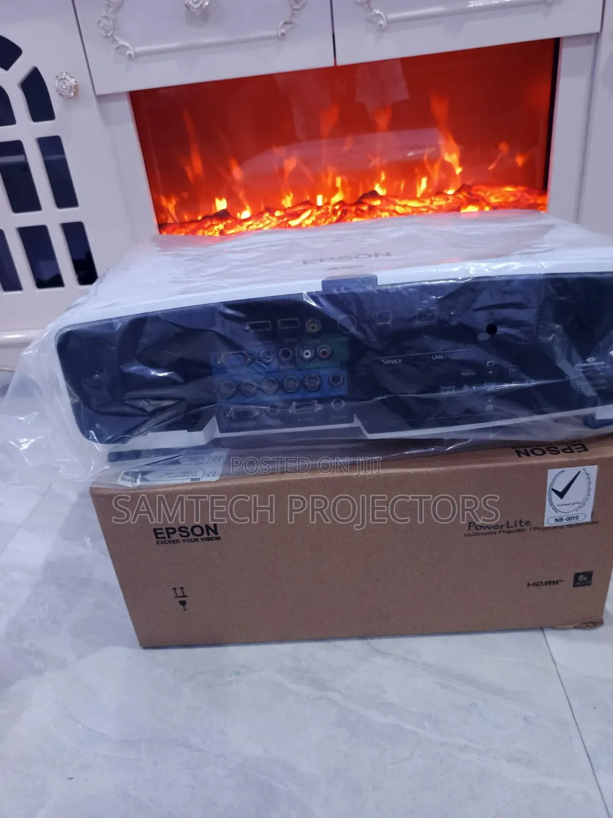 New Epson Home Cinema, Church, Showroom. 6000 Lumens 