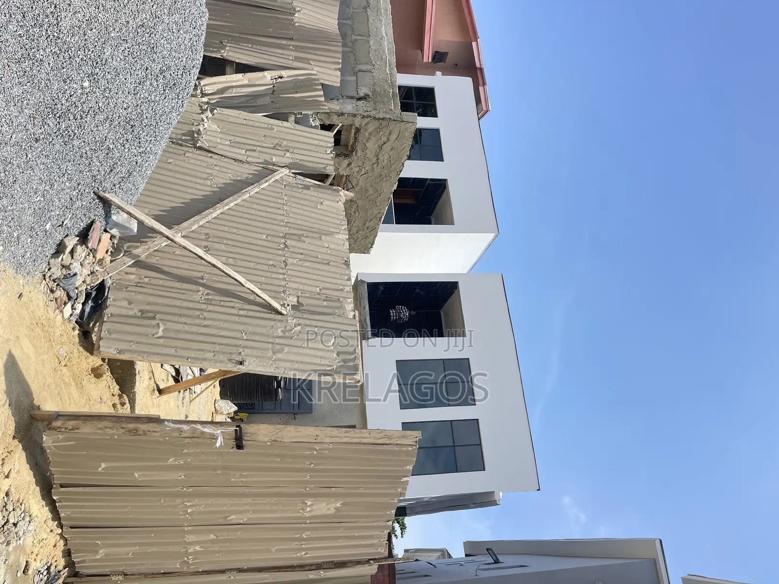 5bdrm Duplex in Ologolo for sale