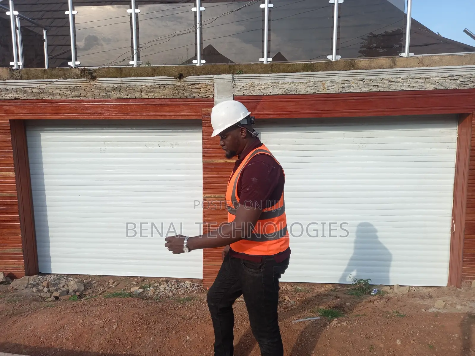 Service for Long-Lasting Rolling Doors