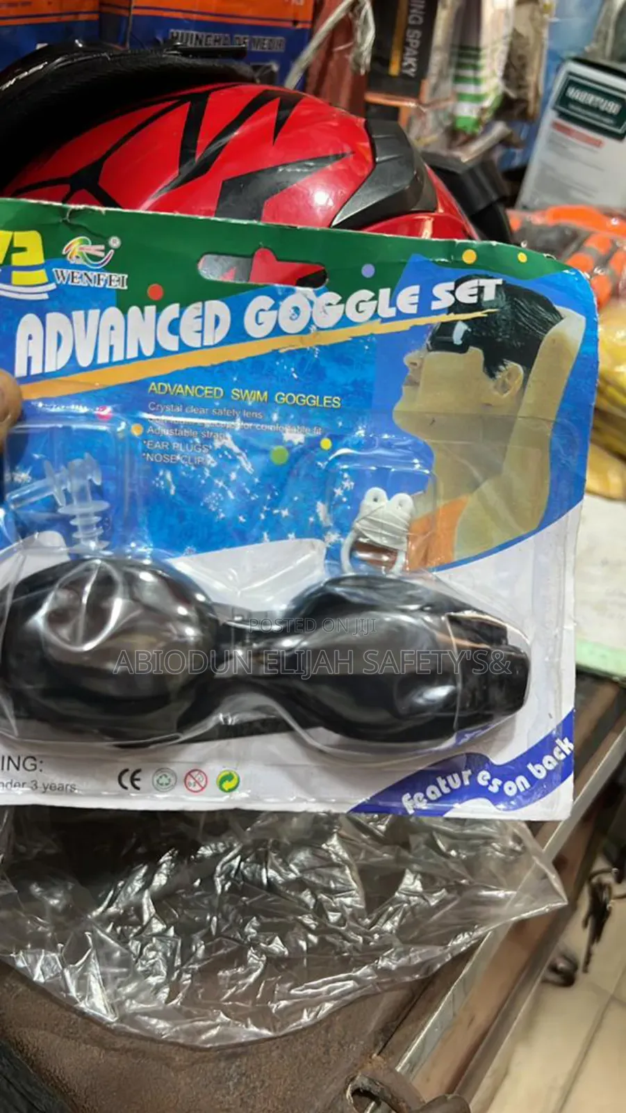 Quality Swimming Glass With Ear Plugs/Advance Swim Goggles