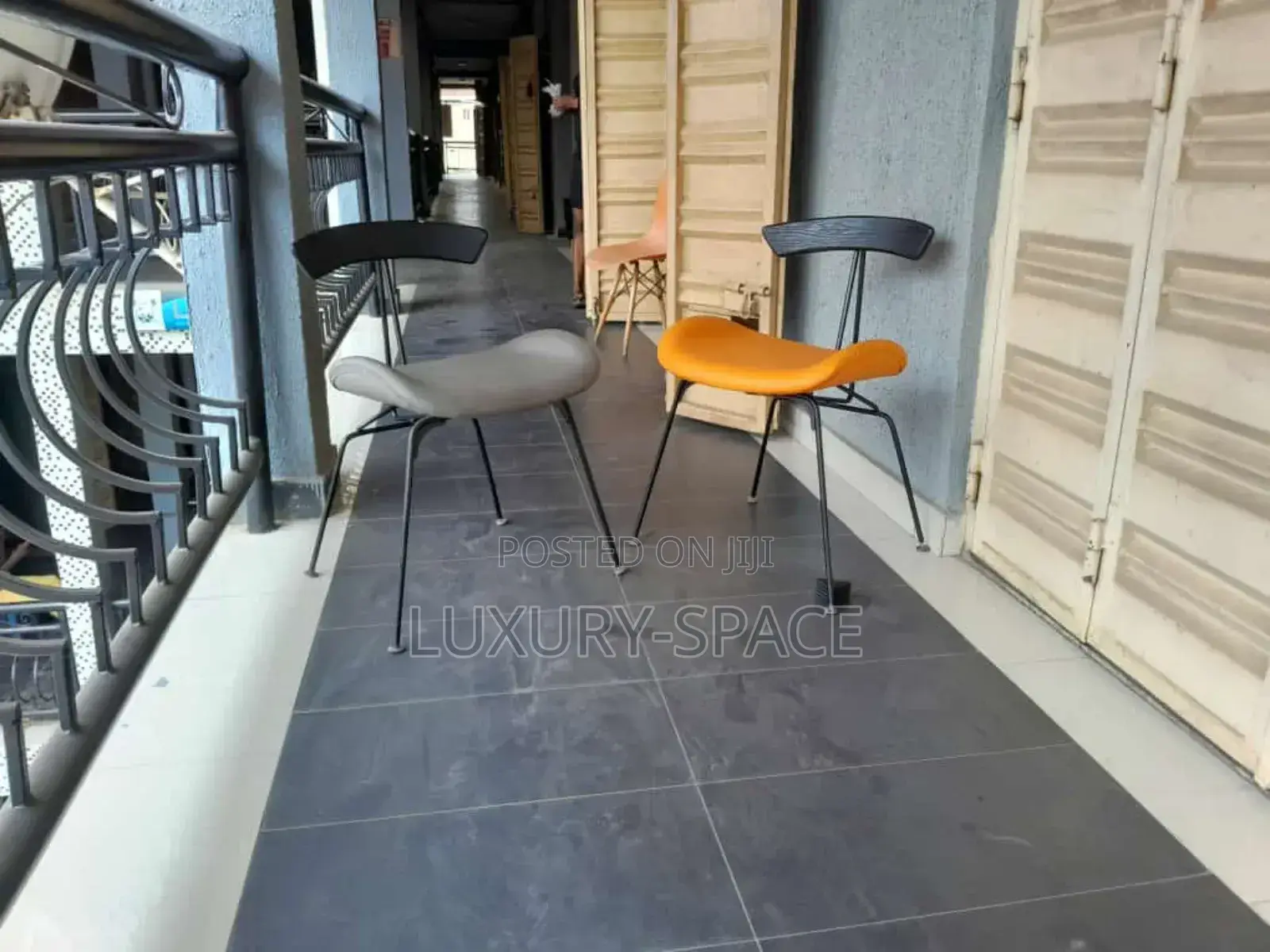 Modern Restaurant Chair