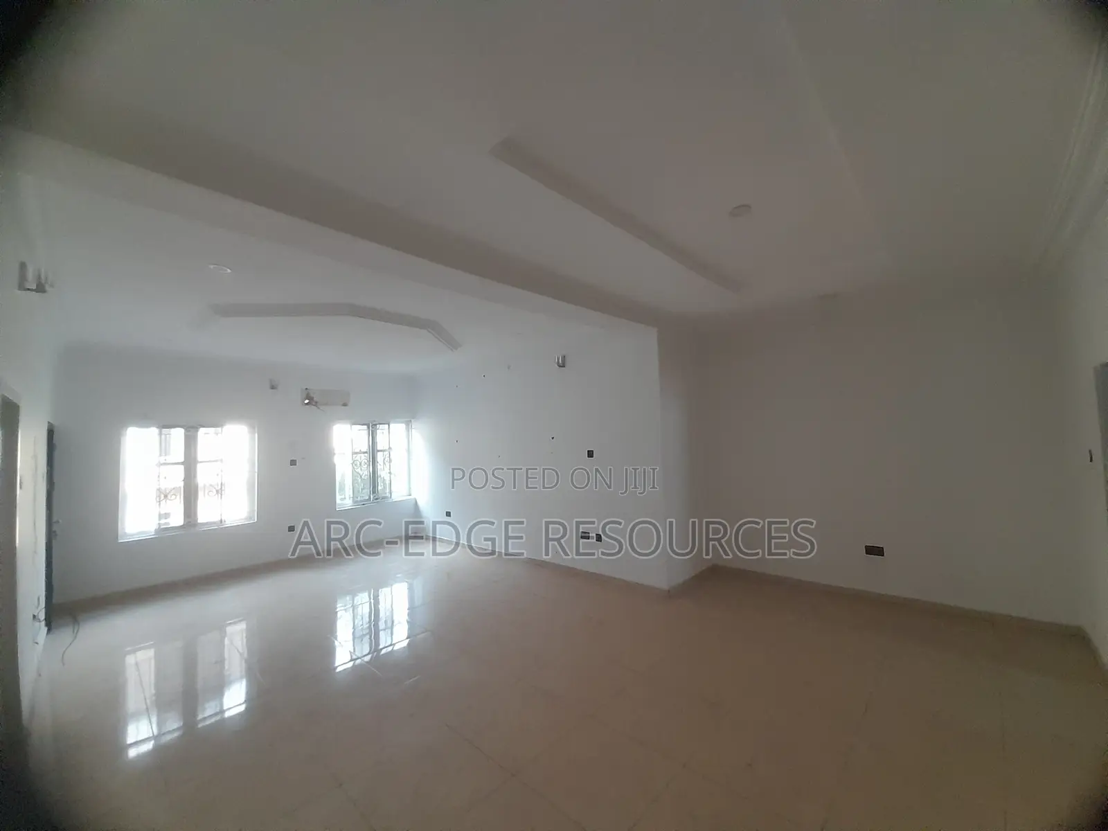 5bdrm Duplex in Apple Junction for sale