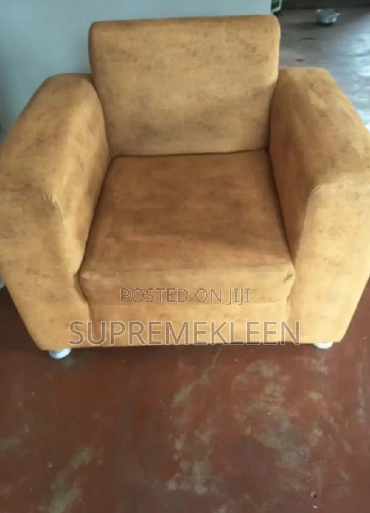 Sofa Chair House Cleaning and Moving-in Cleaning