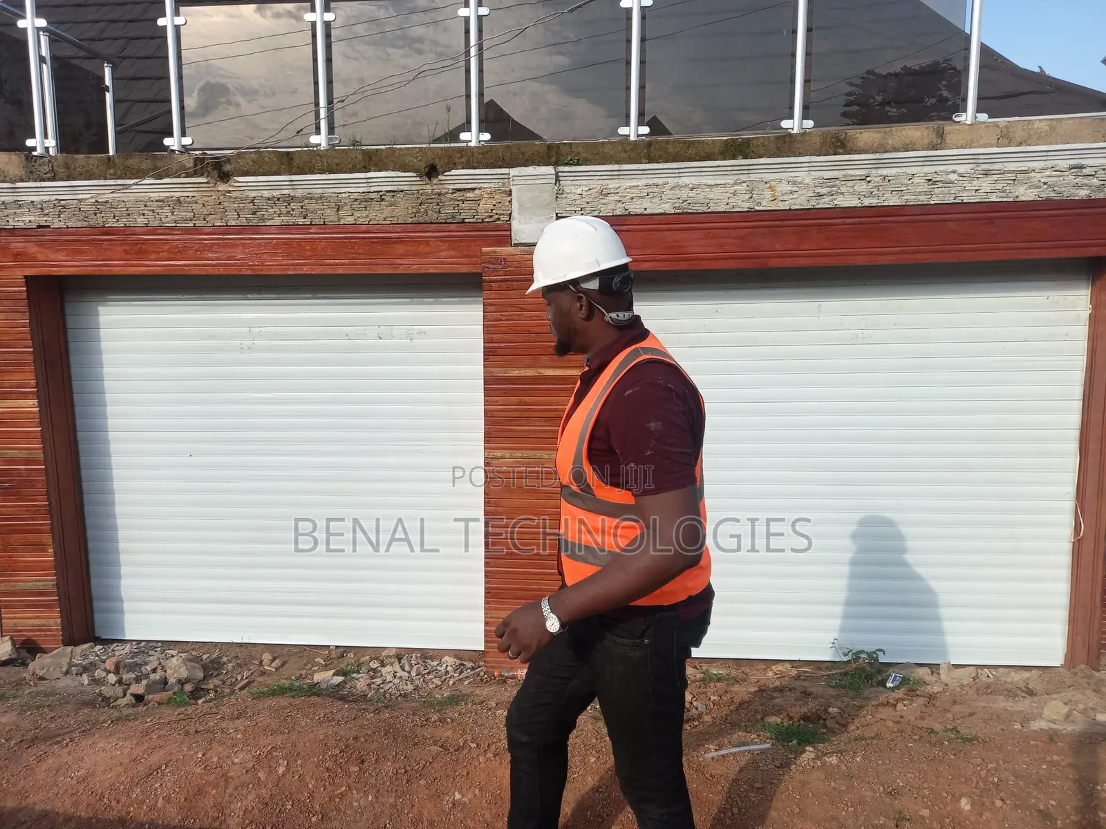 Robust Rolling Gates