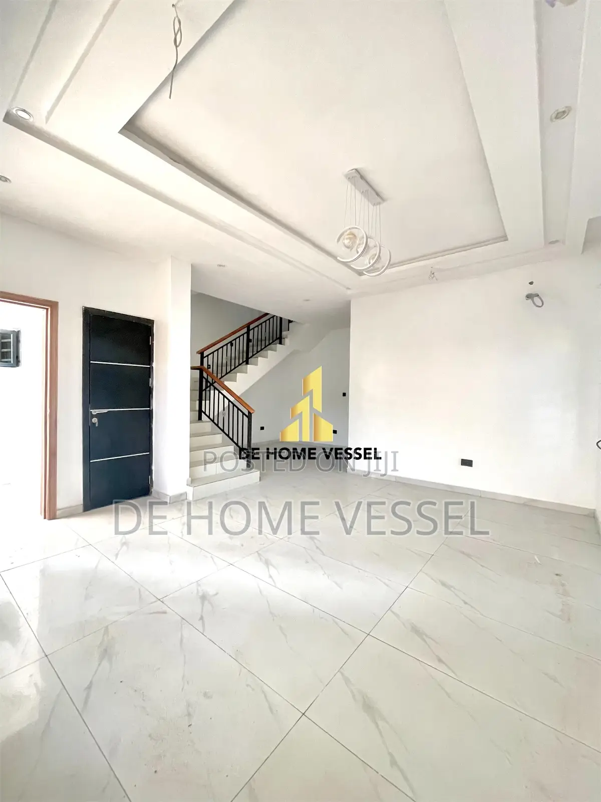 4bdrm Duplex in Ikota for sale