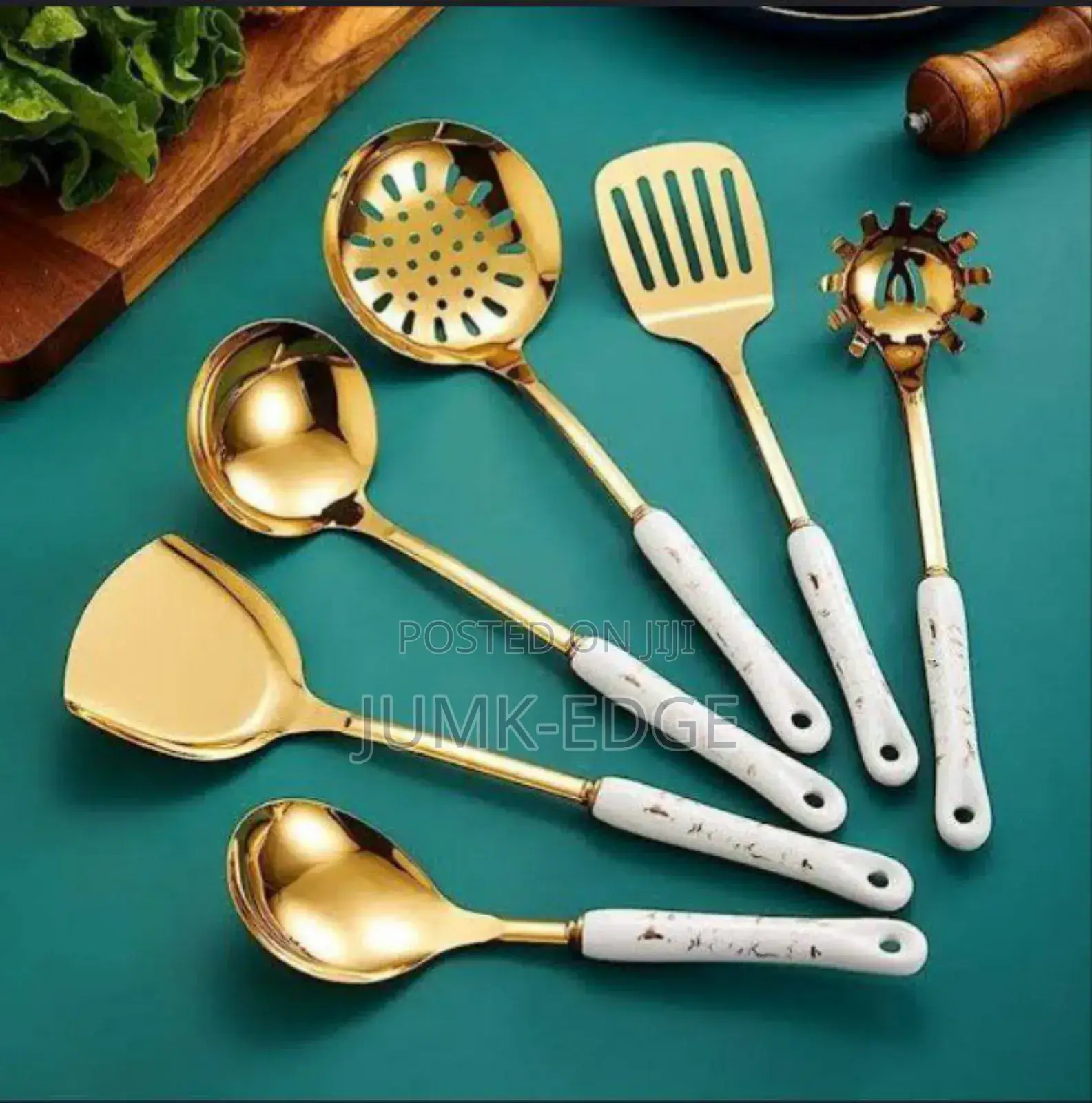 6pcs Stainless Cooking Utensils With Plain Golden Hanger