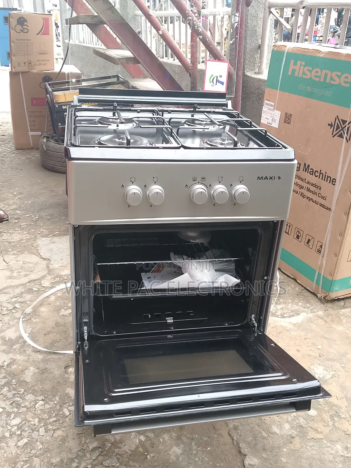 Maxi Standing Cooker Automatic 4 Gas With Oven Grill > 1 Yrs