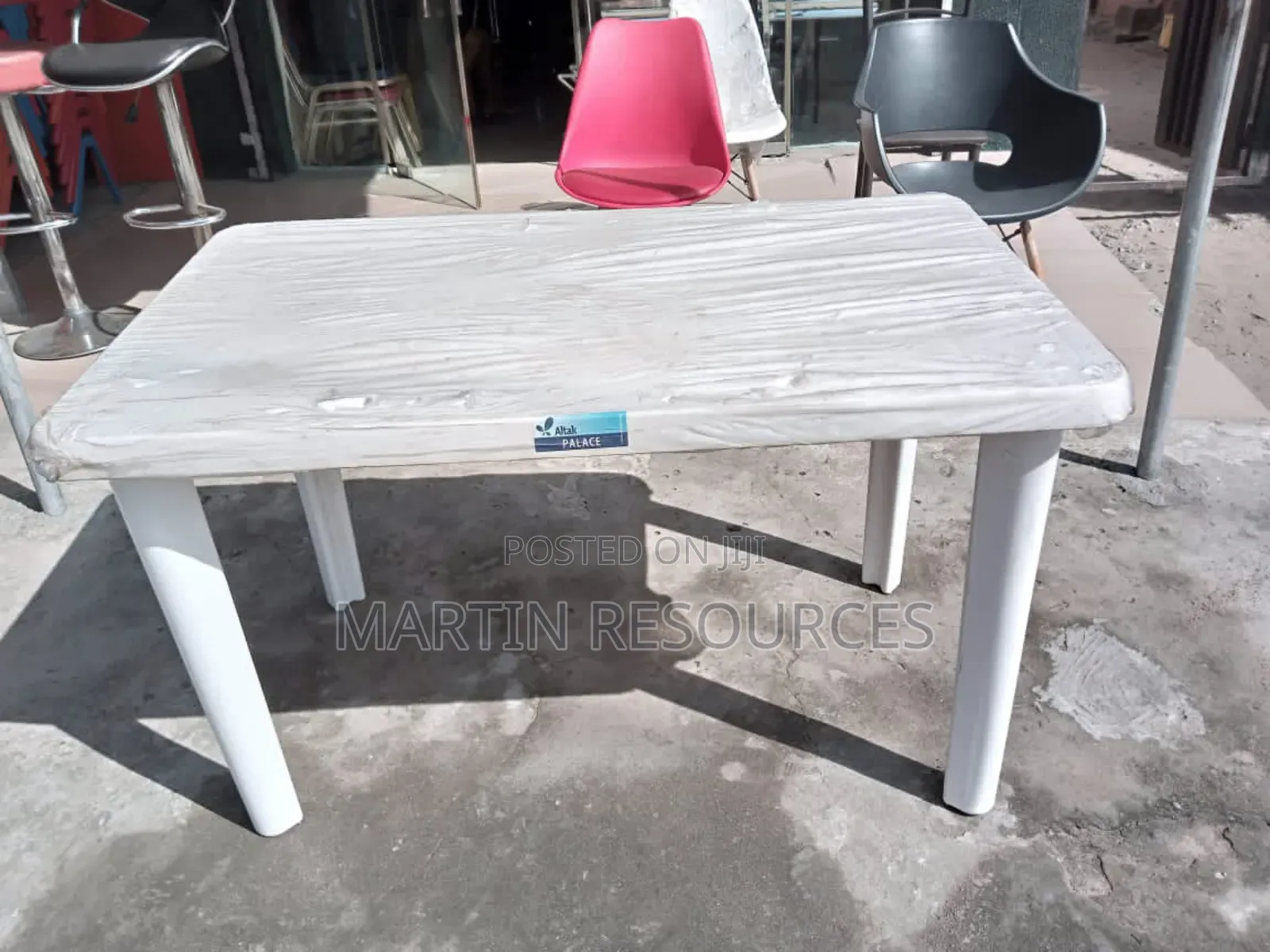 Plastic Restaurant Table