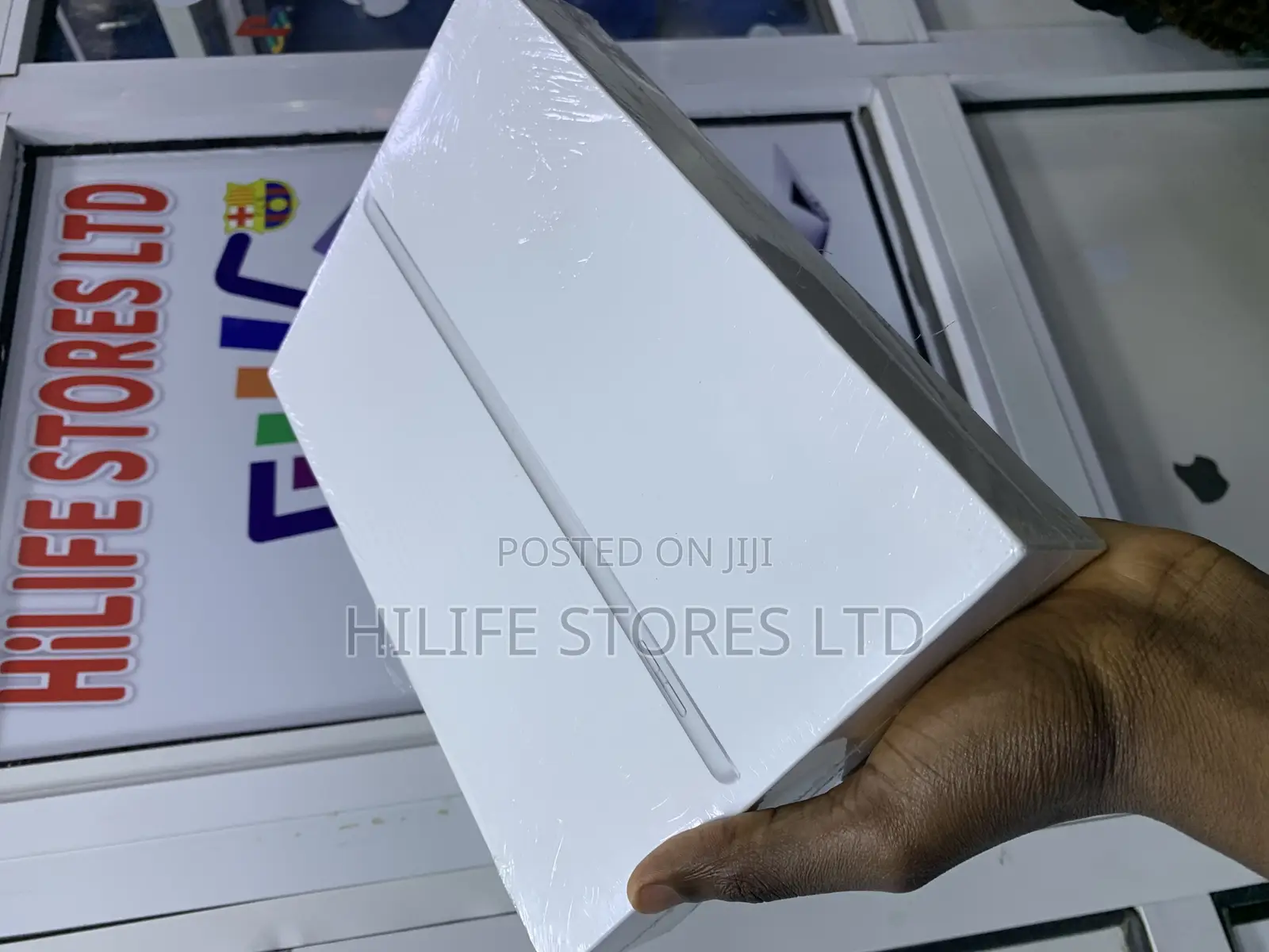 New Apple iPad 10.2 (2021) 64 GB Silver