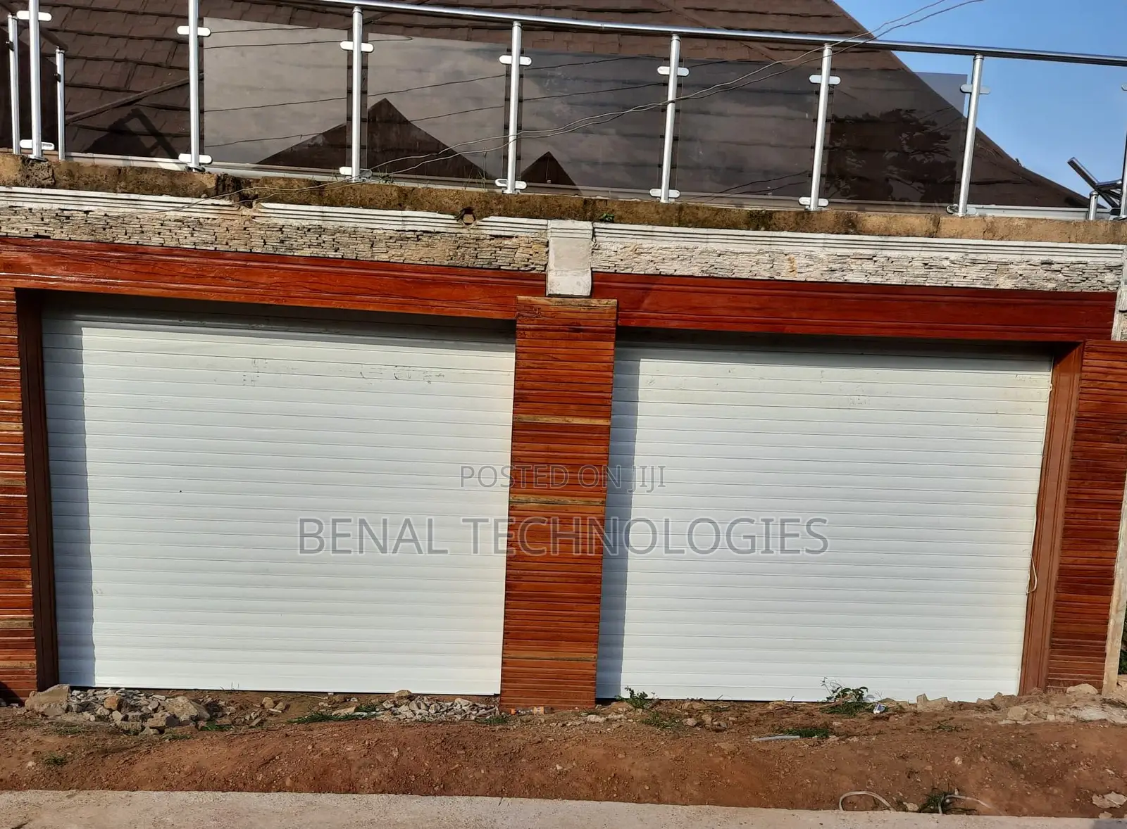 Service for Integrating Roller Shutter Doors Into Garages