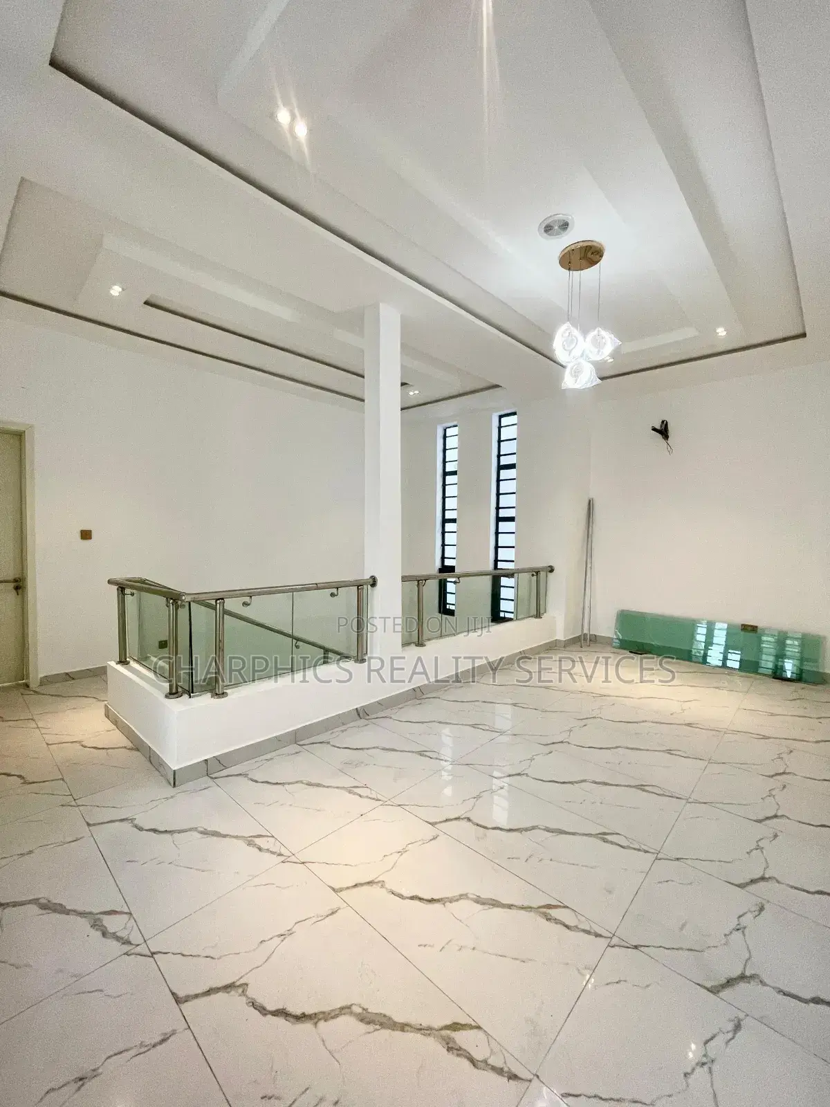 5bdrm Duplex In Osapa London For Sale