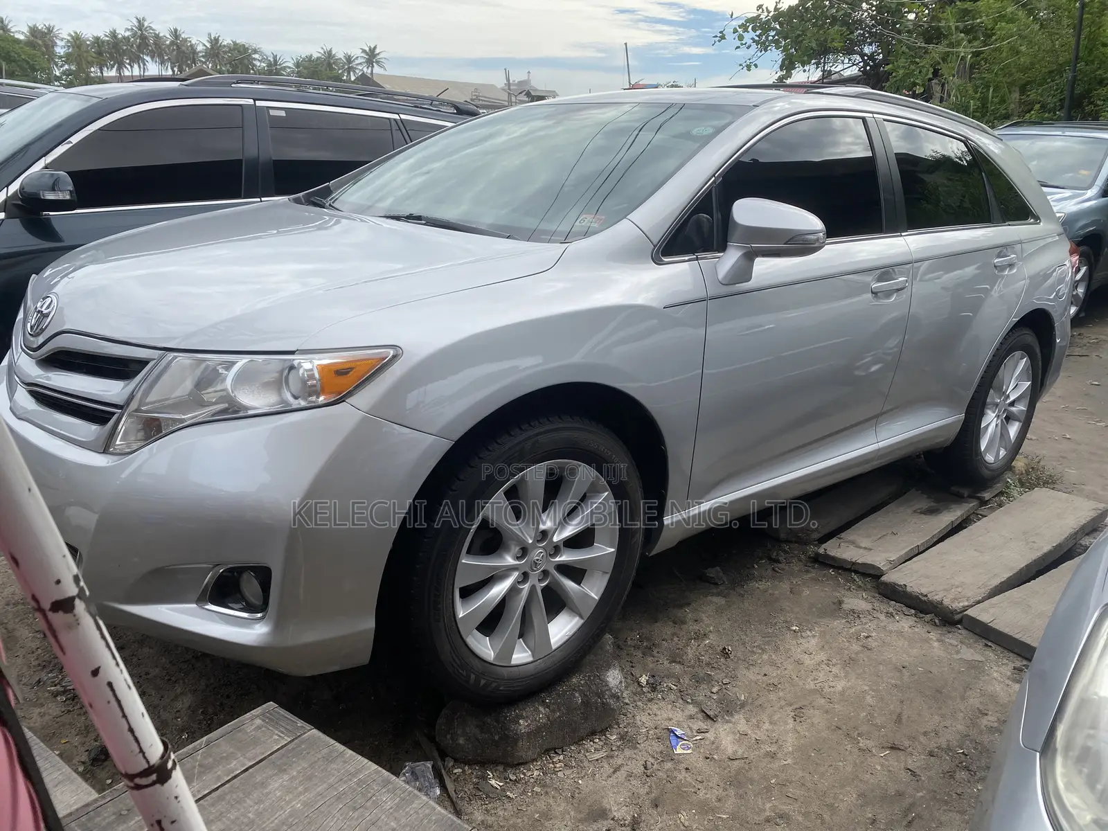 Toyota Venza AWD 2012 Silver