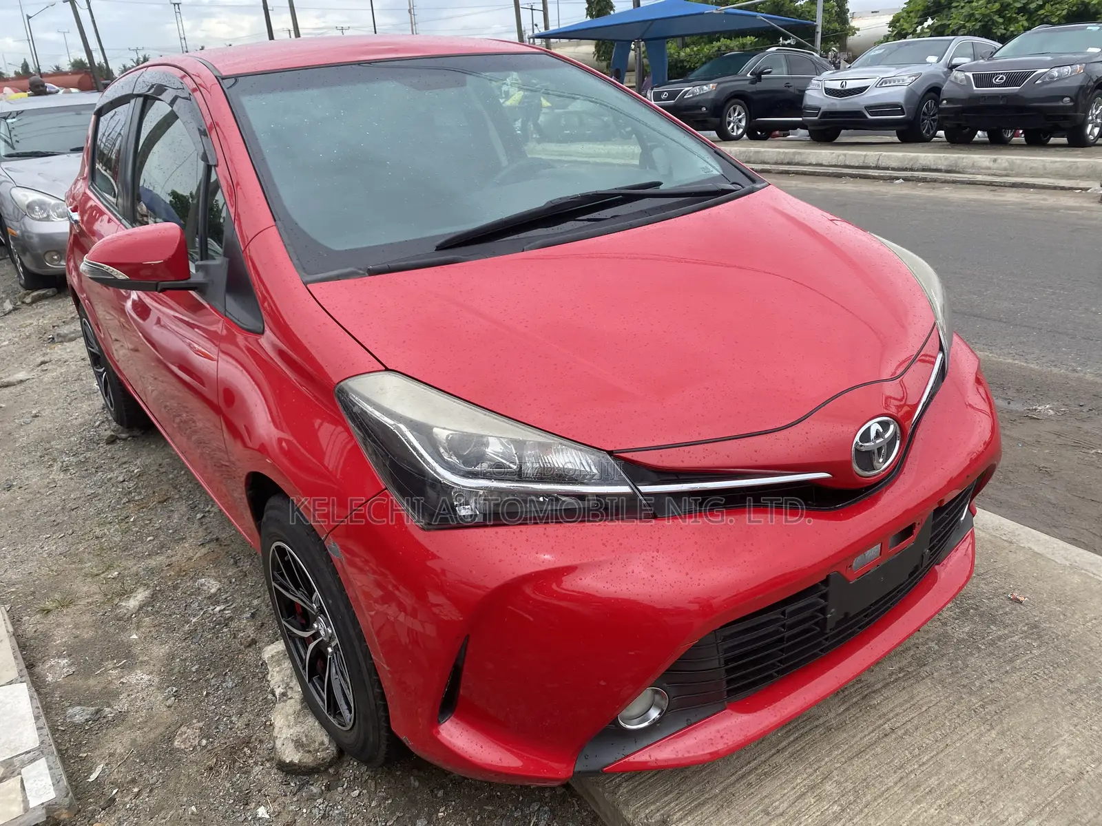 Toyota Yaris LE Hatchback 5dr 2015 Red