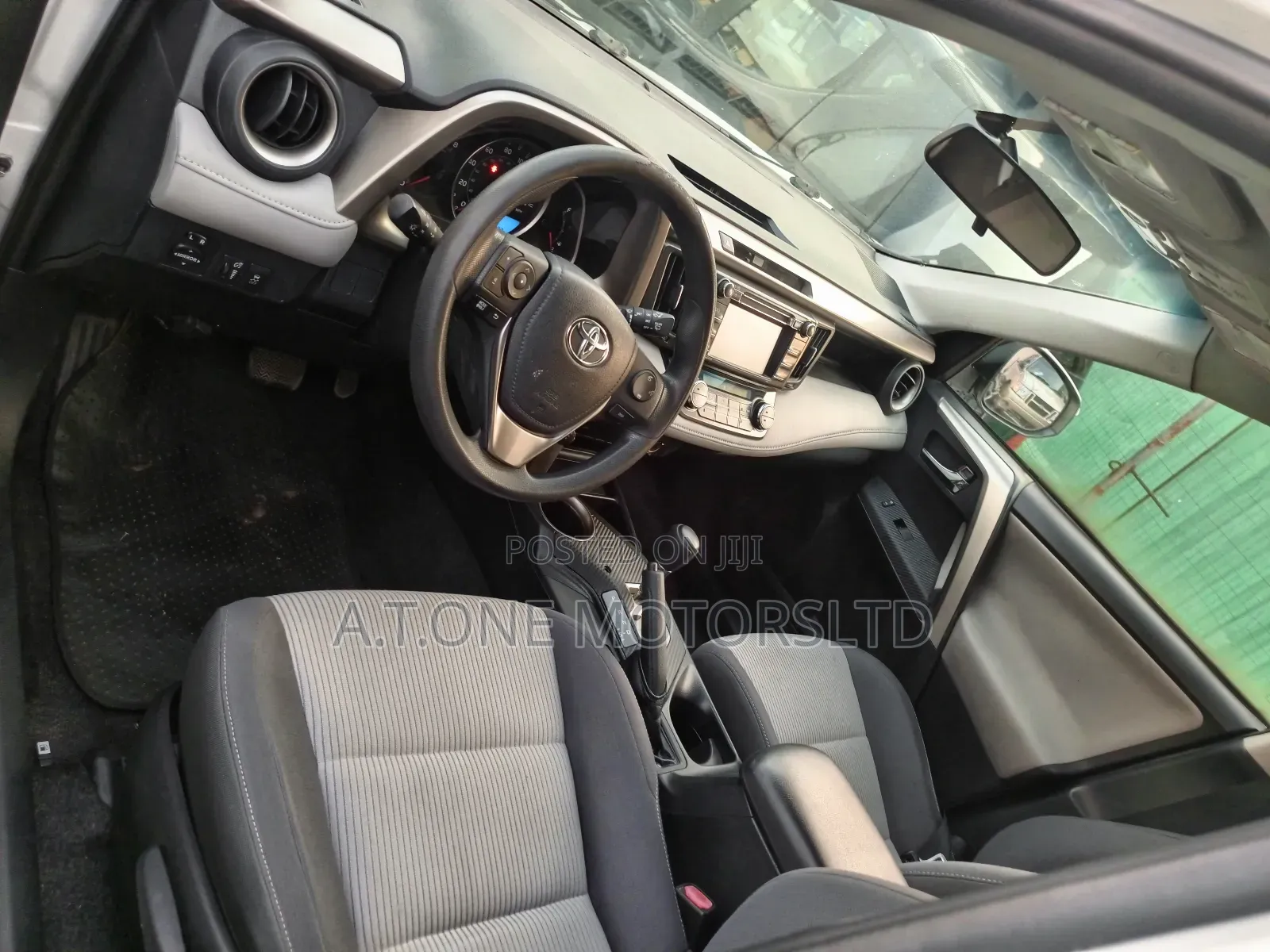 Toyota RAV4 2015 White