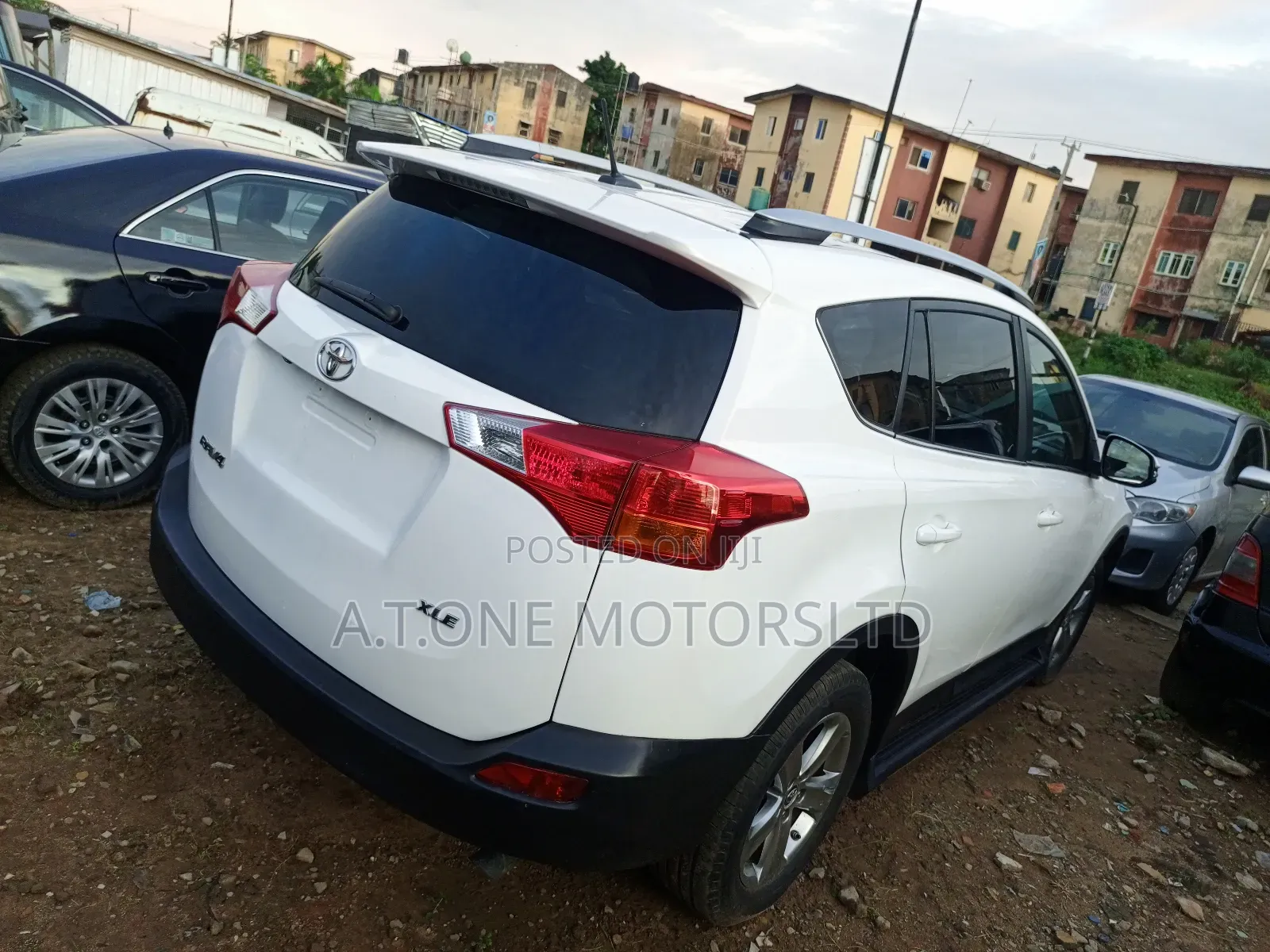 Toyota RAV4 2015 White
