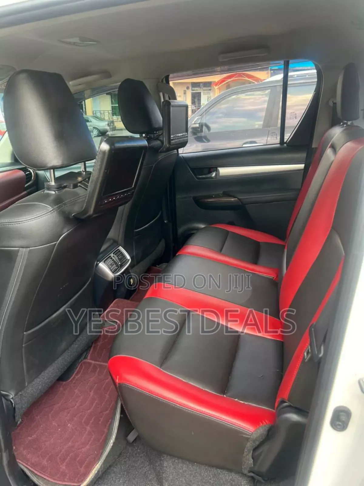 New Toyota Hilux 2021 White